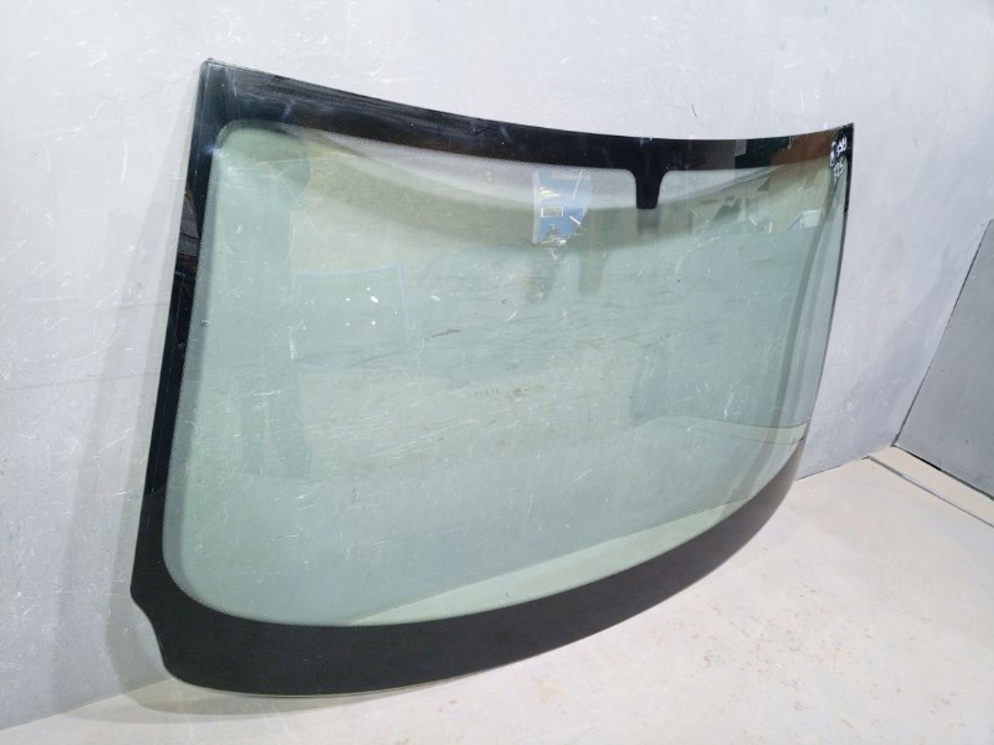 https://ycs.partsauto.market/partsauto-images/thmbs/dc0eef04b6e03176379763a38d44e994/21c07c205cefd71d6b69726e21468b1f/43d2b2e08cbda22b6eb5a21ca285fd14.jpg