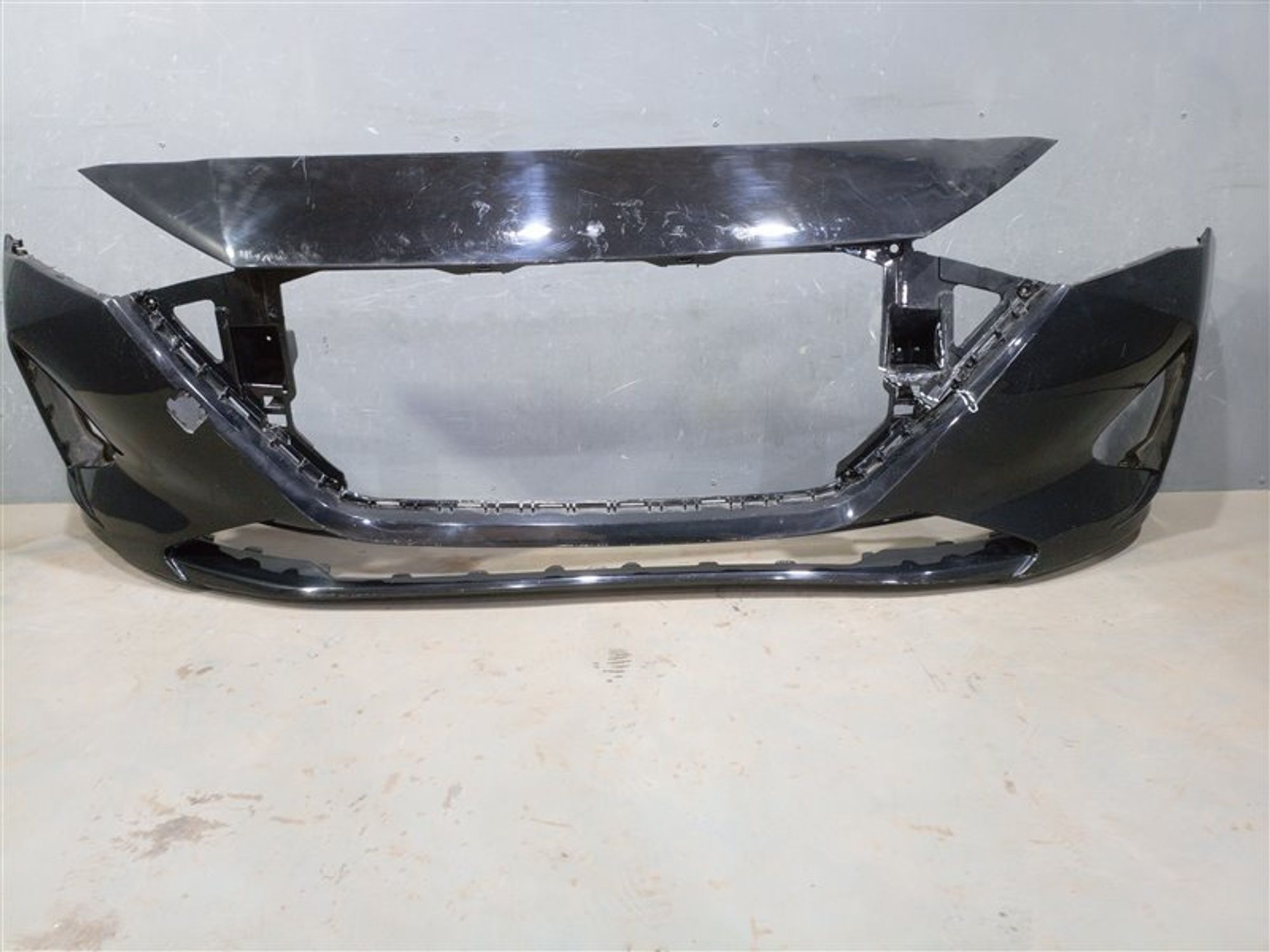 https://ycs.partsauto.market/partsauto-images/thmbs/dc0eef04b6e03176379763a38d44e994/238ecbe586178108cebb47f7f38bd158/518282d2bda39d282efd973e4e84887d.jpg