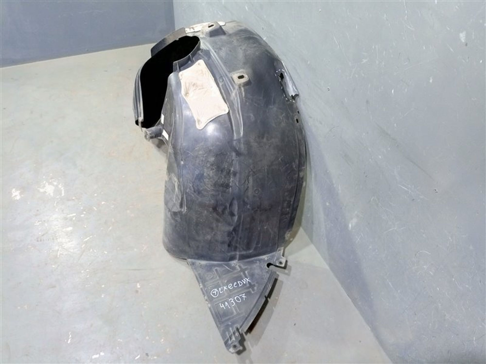 https://ycs.partsauto.market/partsauto-images/thmbs/dc0eef04b6e03176379763a38d44e994/24547aa8254edbb9f25022aaf6ea5965/d28f714bc183dc8692c2ad8191e86ce9.jpg
