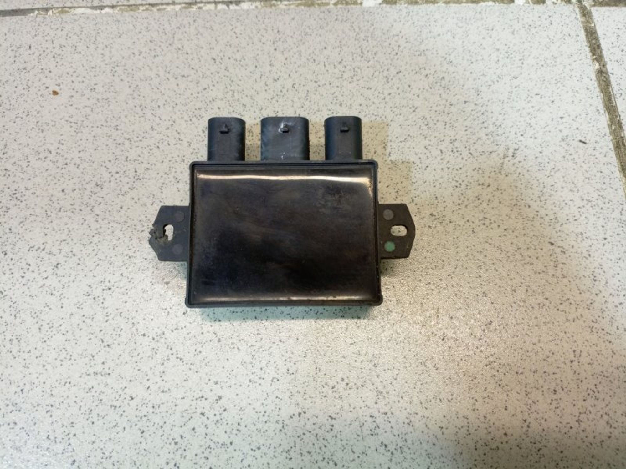 https://ycs.partsauto.market/partsauto-images/thmbs/dc0eef04b6e03176379763a38d44e994/27daf60aa306382318e4b92dcb7471c1/0e9230ae9047f3110325dc8443abbd3e.jpg