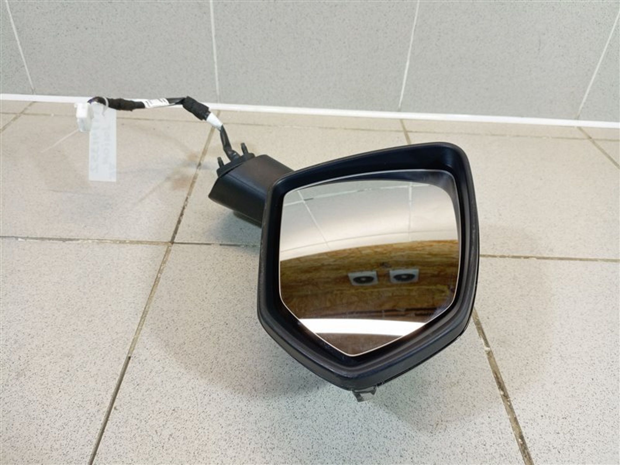 https://ycs.partsauto.market/partsauto-images/thmbs/dc0eef04b6e03176379763a38d44e994/2b60d3604f8481e8e08f9c3c394e228f/939ce018cefbec4419315e7fe431b7ae.jpg