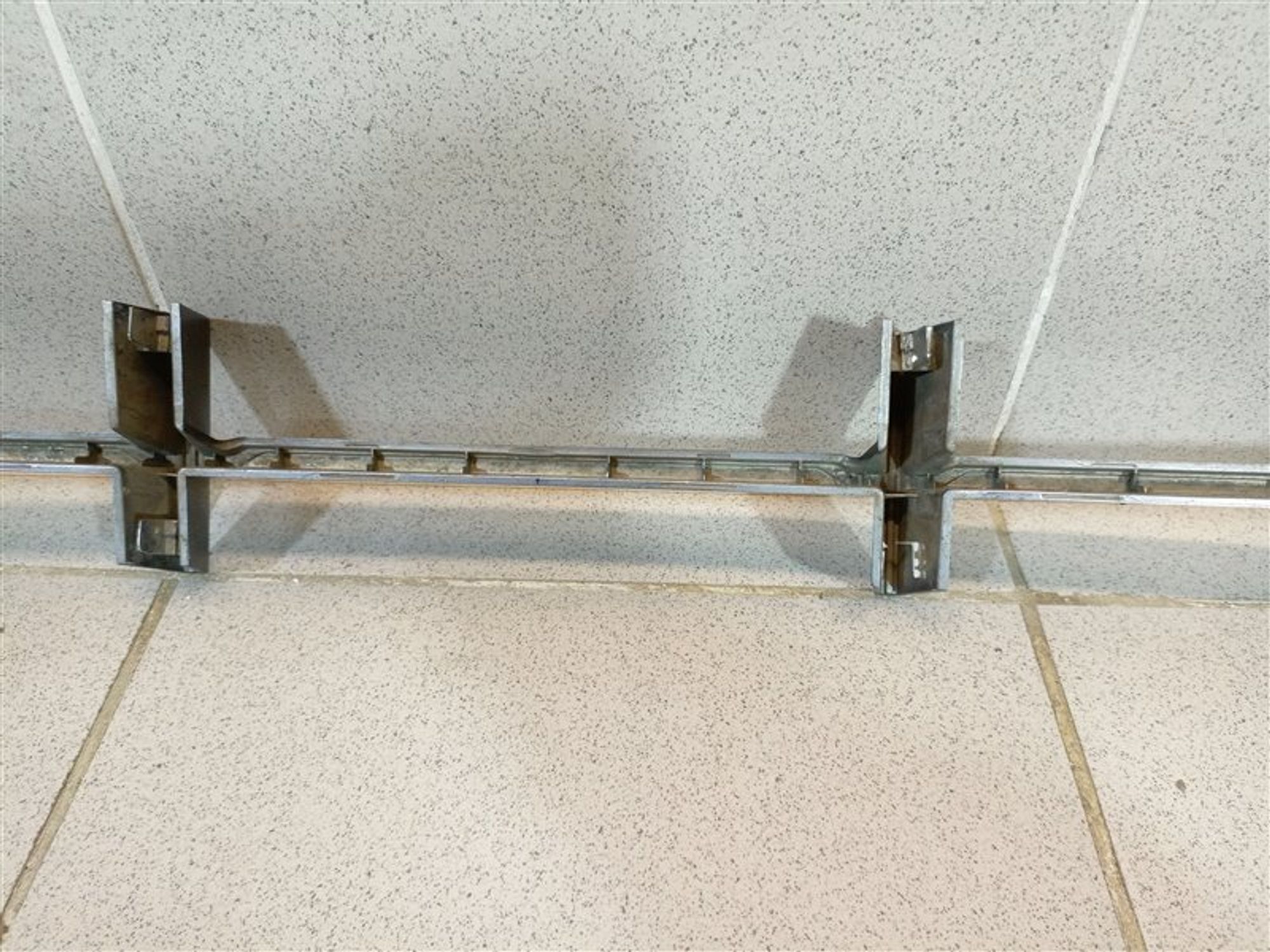 https://ycs.partsauto.market/partsauto-images/thmbs/dc0eef04b6e03176379763a38d44e994/2bce21ab60396de7e9e467924ef4790c/698c13edad490d53efc7ac150c36fc0b.jpg