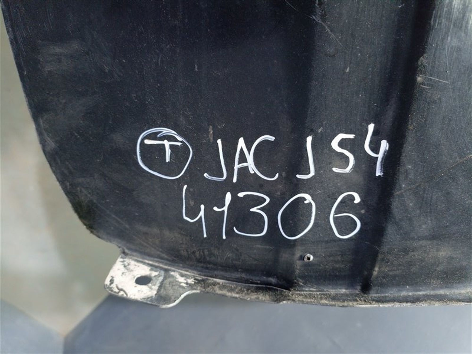 https://ycs.partsauto.market/partsauto-images/thmbs/dc0eef04b6e03176379763a38d44e994/2cbadb58e3a438f672981354bf14410c/209bfa37d55c8c31620b1963e2a66843.jpg