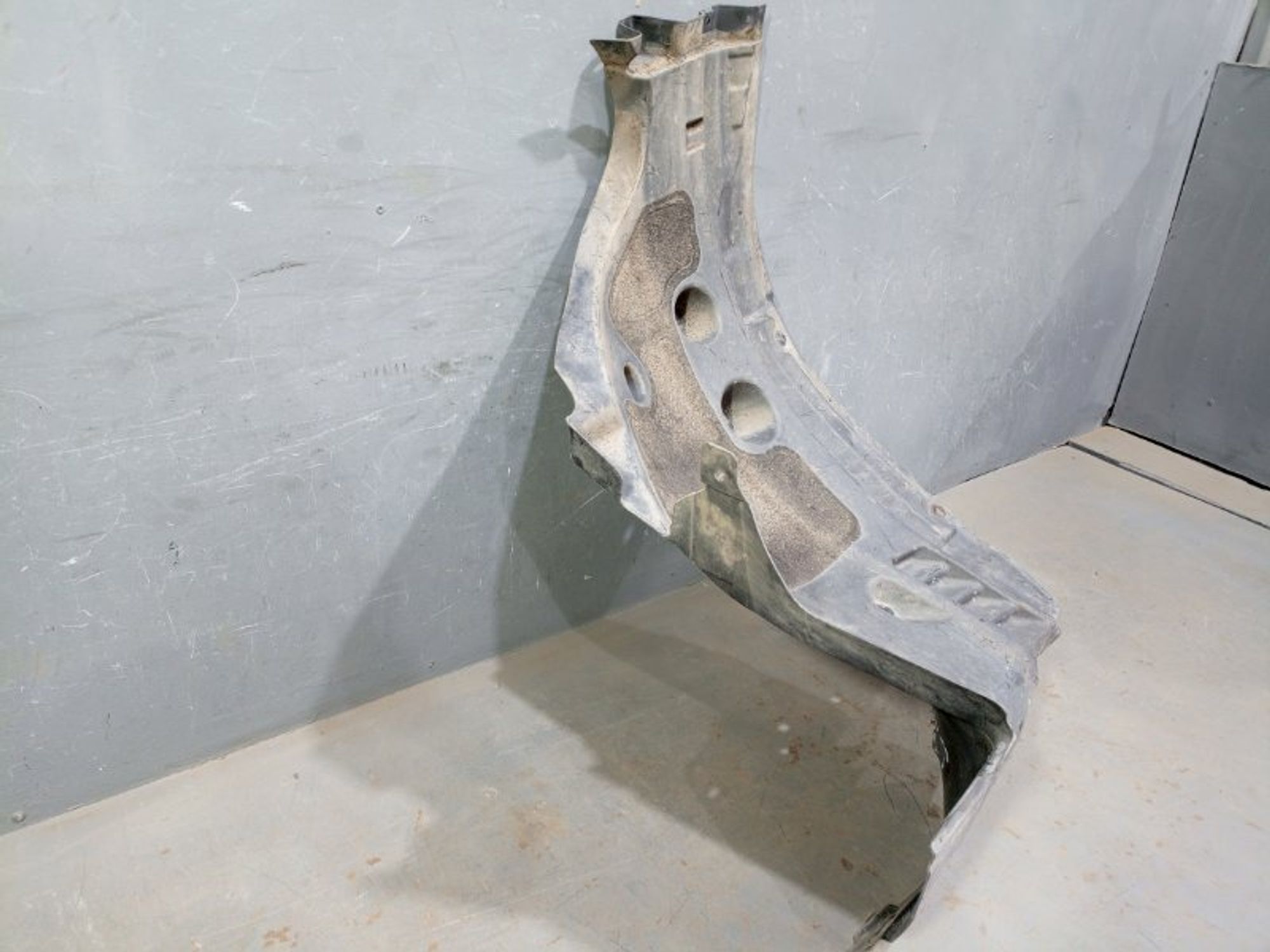 https://ycs.partsauto.market/partsauto-images/thmbs/dc0eef04b6e03176379763a38d44e994/2db8565a524cf9521357310930eb5f96/0999ee45238be4d1d6bebb59937e61ac.jpg