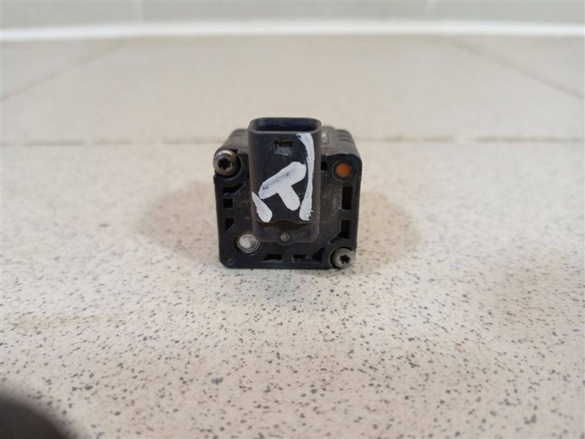 https://ycs.partsauto.market/partsauto-images/thmbs/dc0eef04b6e03176379763a38d44e994/2f0d529cbfd5d8177a04df63a0ed6439/183bbe91944ce388b61b8f2af3ef285f.jpg