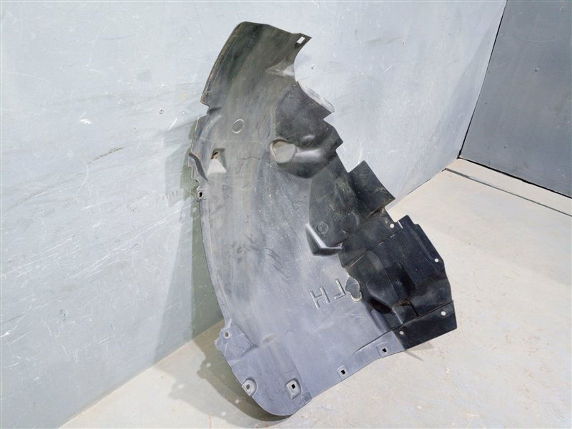 https://ycs.partsauto.market/partsauto-images/thmbs/dc0eef04b6e03176379763a38d44e994/32ee42b6293acbd33bc451163c5a10b3/faad5ff93325460a05cd934a8a8d71bc.jpg