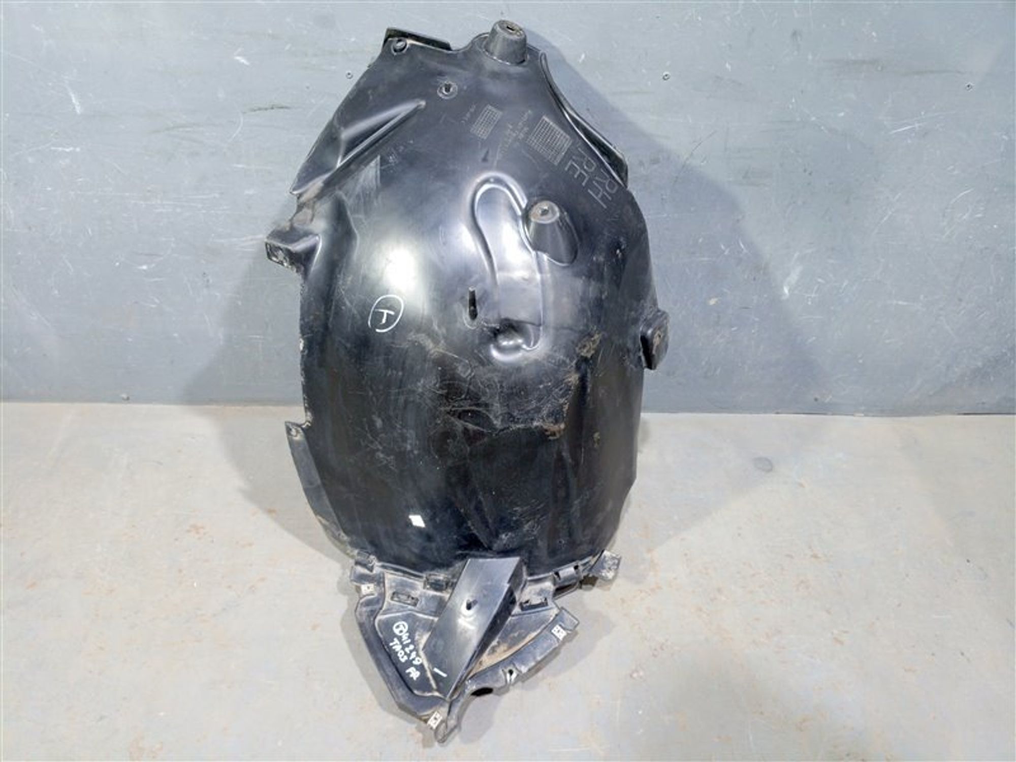 https://ycs.partsauto.market/partsauto-images/thmbs/dc0eef04b6e03176379763a38d44e994/370a63eb6a59e4e8dec444985c344ca7/09df90721a60a99b46e92d5747cae8b3.jpg