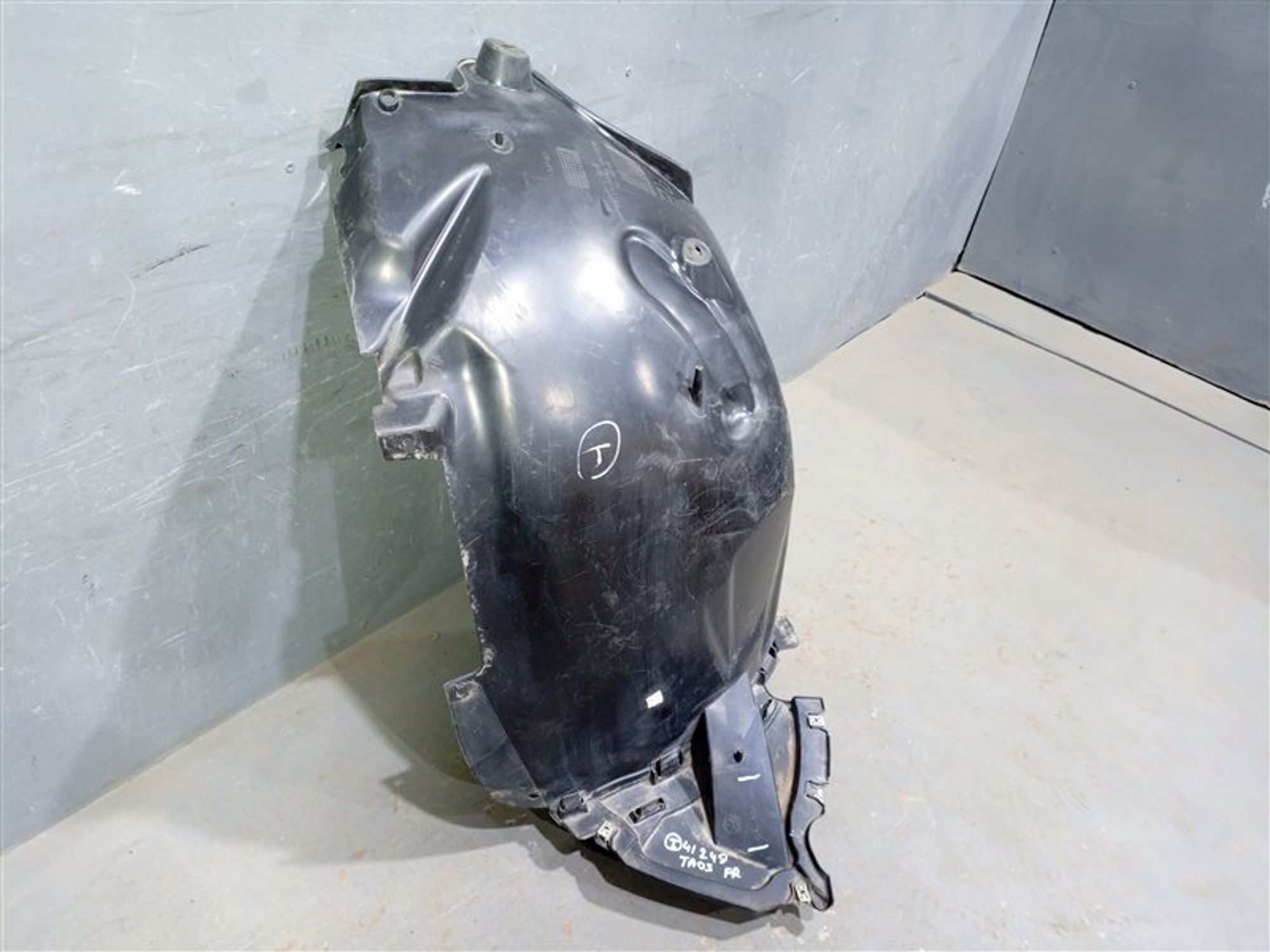https://ycs.partsauto.market/partsauto-images/thmbs/dc0eef04b6e03176379763a38d44e994/370a63eb6a59e4e8dec444985c344ca7/5e99bcc4aa32806ee297f51558feead0.jpg