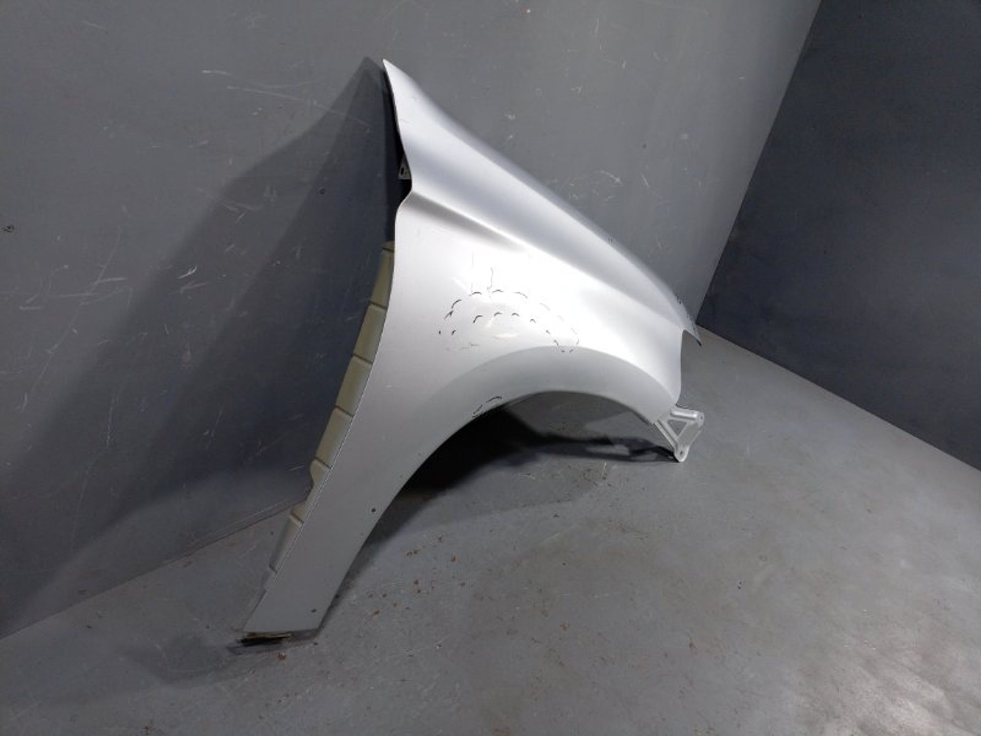 https://ycs.partsauto.market/partsauto-images/thmbs/dc0eef04b6e03176379763a38d44e994/39448b2fb45f4aab7a03778d00e793fc/a8d0d17564efa8e0a6c8b7feecd1a5e6.jpg