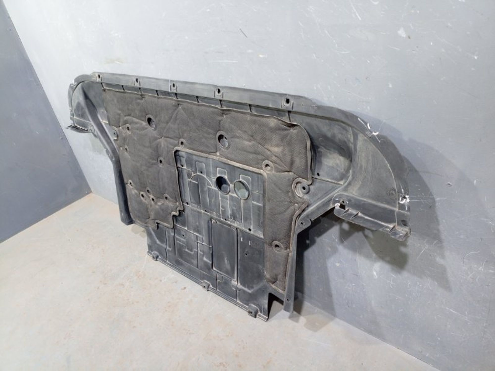 https://ycs.partsauto.market/partsauto-images/thmbs/dc0eef04b6e03176379763a38d44e994/3aa72206e7f8d181f90b0705068dfe4b/87105f69817877a194b662575c28dfc2.jpg