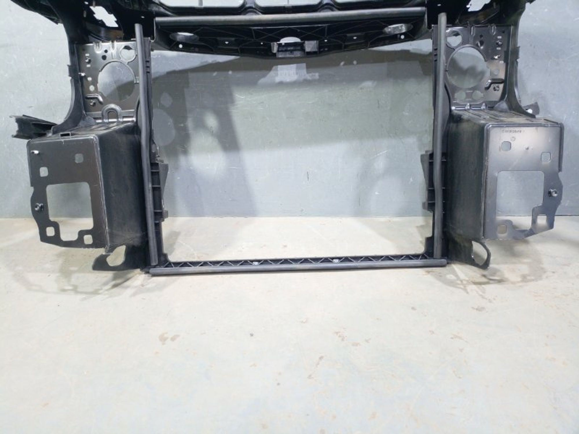 https://ycs.partsauto.market/partsauto-images/thmbs/dc0eef04b6e03176379763a38d44e994/3c6c1aa9cdeb76480be3b453b9eff675/41ed55fb12033aadb9647d26f20f0144.jpg