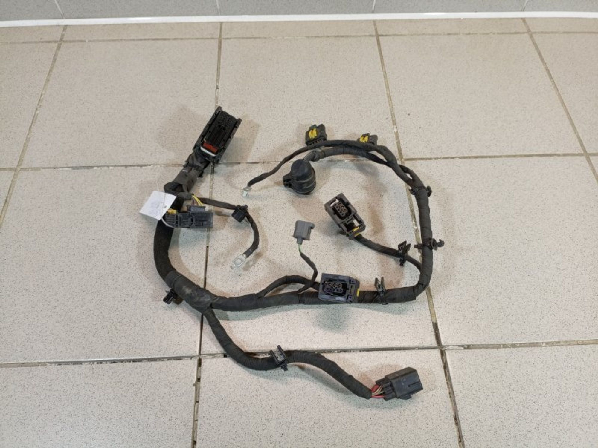 https://ycs.partsauto.market/partsauto-images/thmbs/dc0eef04b6e03176379763a38d44e994/3d57fb0473280d1d7241ca8caef75b8e/44a3fa0ddd110f7dd1dd4c40c99257d8.jpg