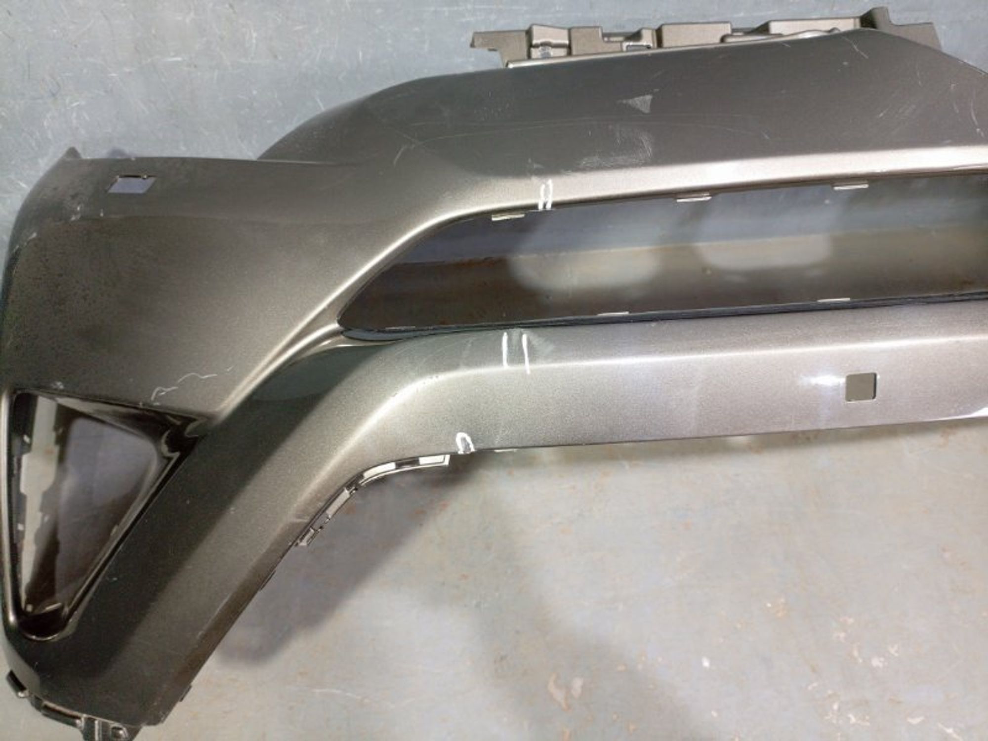 https://ycs.partsauto.market/partsauto-images/thmbs/dc0eef04b6e03176379763a38d44e994/3e21cb8644fc489bb8ca86cd01158634/835bef06e1b545bcb54fd33a0dc809c5.jpg