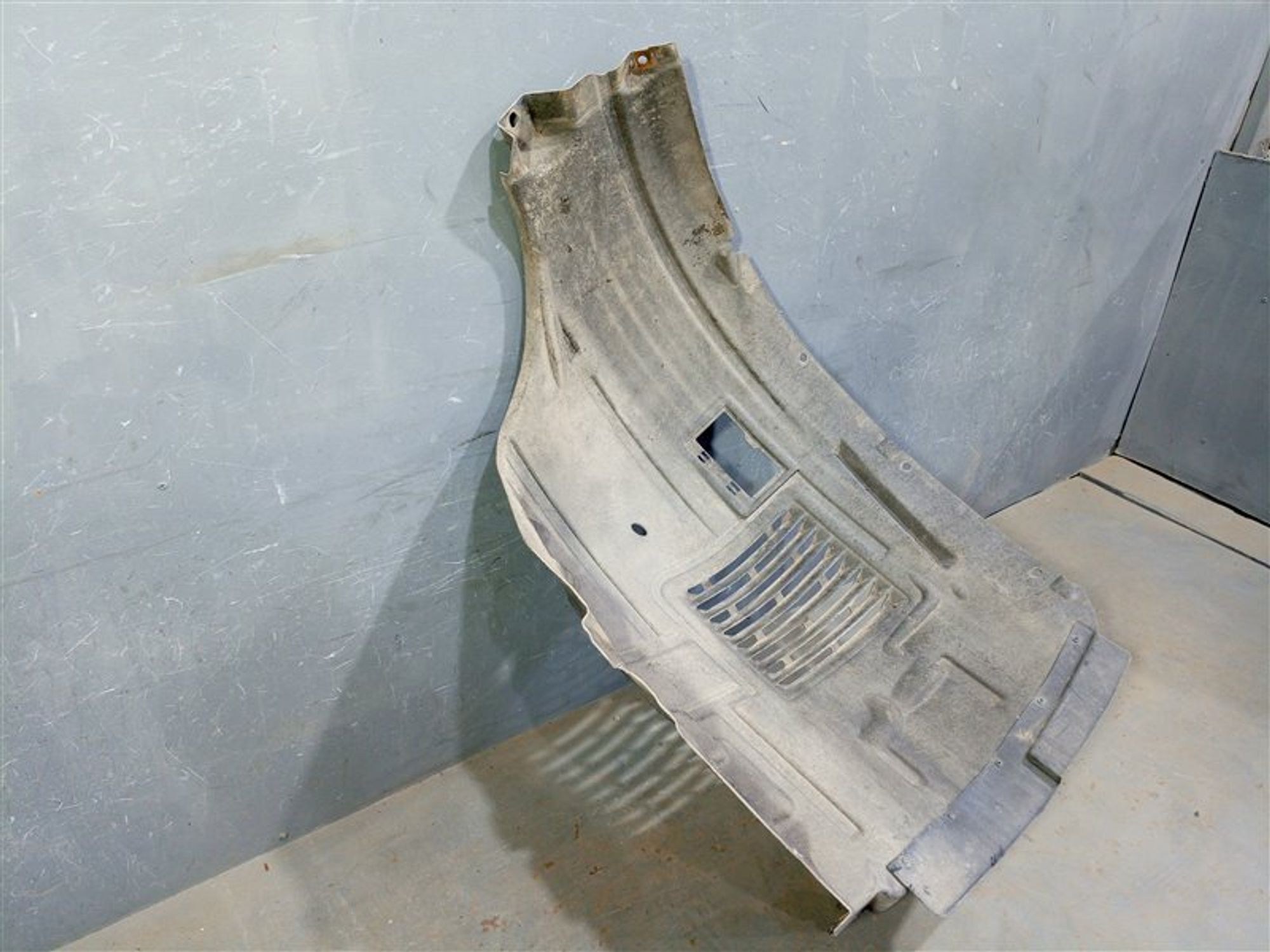 https://ycs.partsauto.market/partsauto-images/thmbs/dc0eef04b6e03176379763a38d44e994/4b16b05b82003e61e34154927dcdd0ba/2bc3a0e16b54e571fe05e26314d3924d.jpg