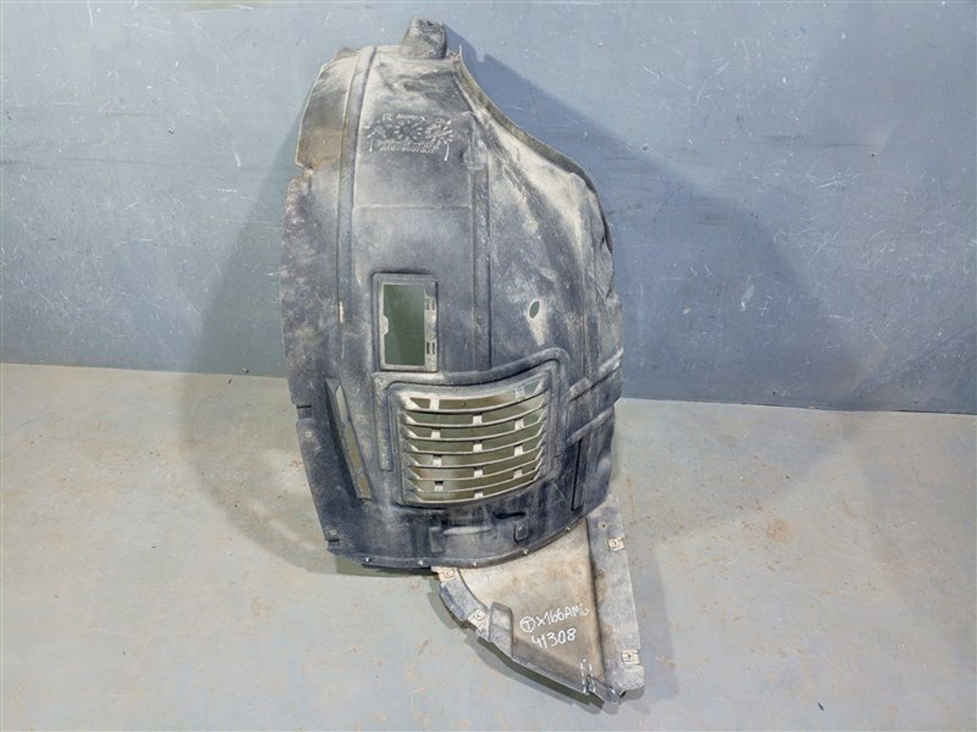 https://ycs.partsauto.market/partsauto-images/thmbs/dc0eef04b6e03176379763a38d44e994/4b16b05b82003e61e34154927dcdd0ba/b4d2b9b6b8a49c2fc12cedccd2122511.jpg