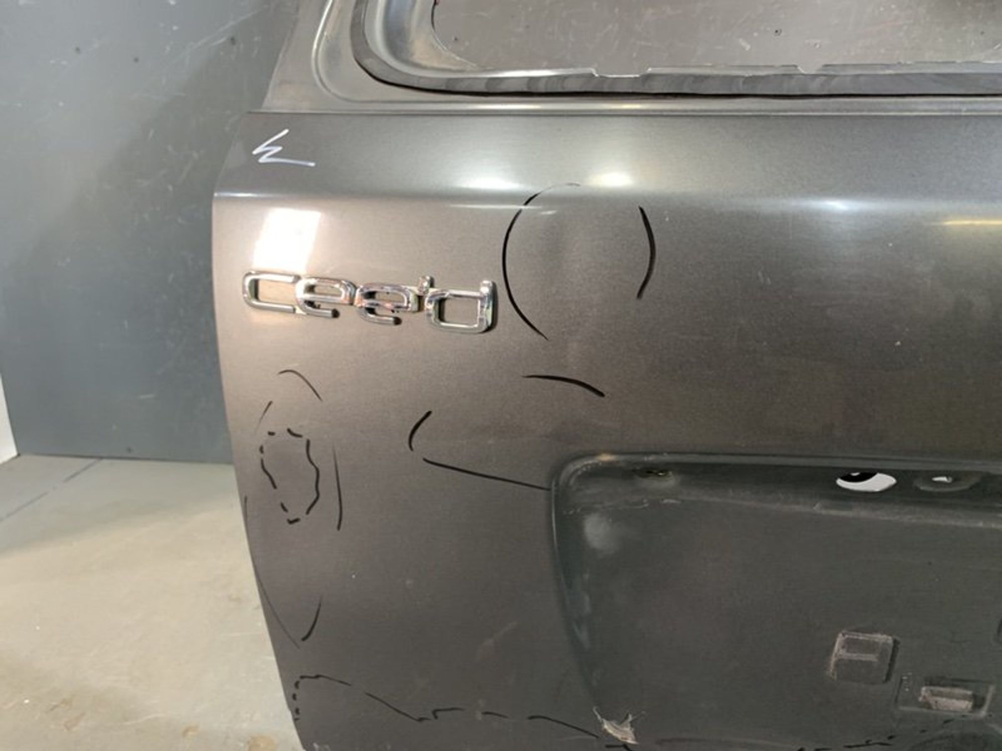 https://ycs.partsauto.market/partsauto-images/thmbs/dc0eef04b6e03176379763a38d44e994/4dca2fde1bd75de721c4fefbc569d7d5/0a9ab0ac123ae9ba86ddc49b0168654c.jpg