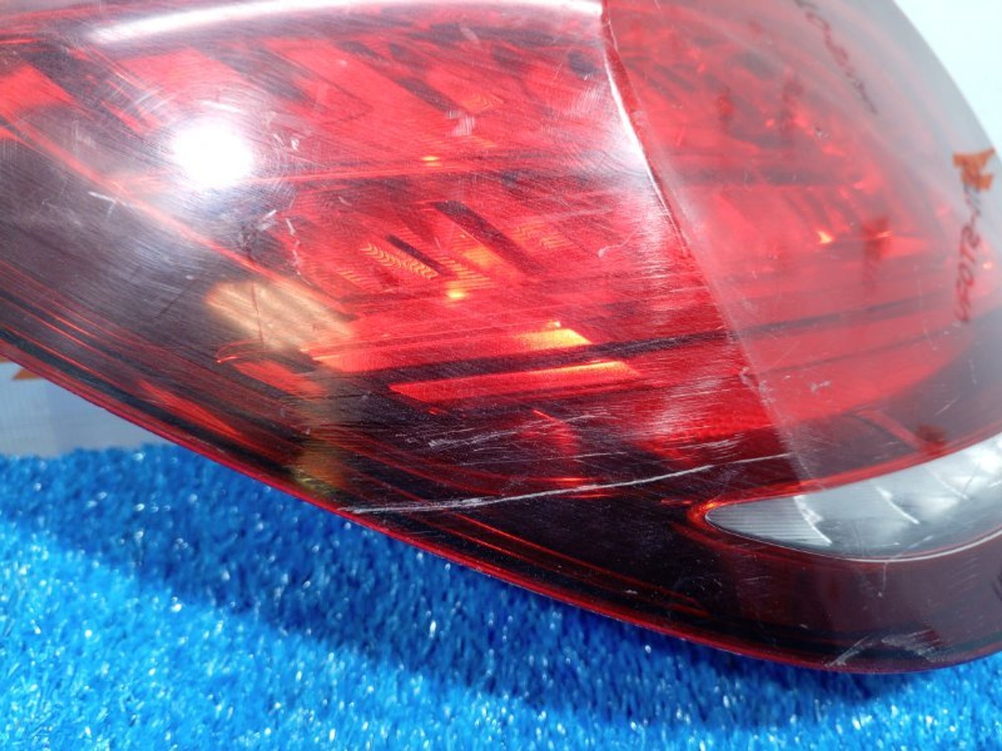 https://ycs.partsauto.market/partsauto-images/thmbs/dc0eef04b6e03176379763a38d44e994/51ae559ce5bab0e4b76ae5b05f219001/0a5b2c6a88e50416b22426873e65eed3.jpg