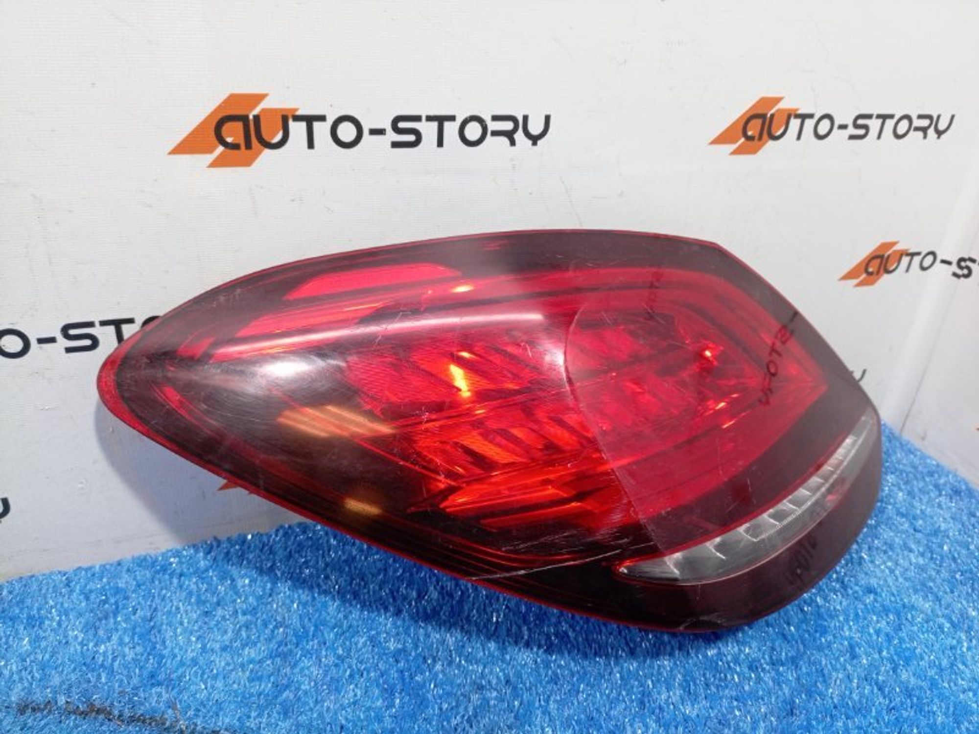https://ycs.partsauto.market/partsauto-images/thmbs/dc0eef04b6e03176379763a38d44e994/51ae559ce5bab0e4b76ae5b05f219001/52b488a763d5cfc0f608087f115c231e.jpg