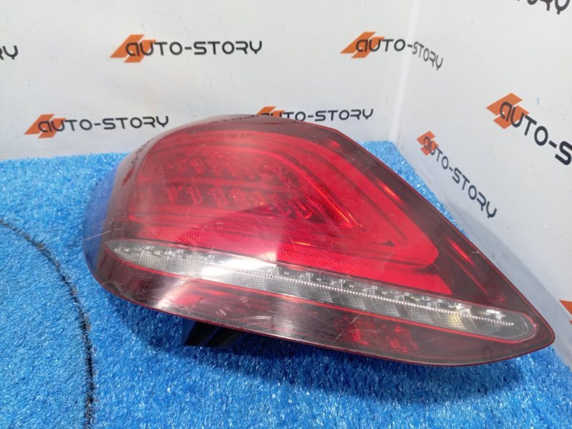 https://ycs.partsauto.market/partsauto-images/thmbs/dc0eef04b6e03176379763a38d44e994/51ae559ce5bab0e4b76ae5b05f219001/b8b1bc643c206b375853a4cf1657f5ac.jpg