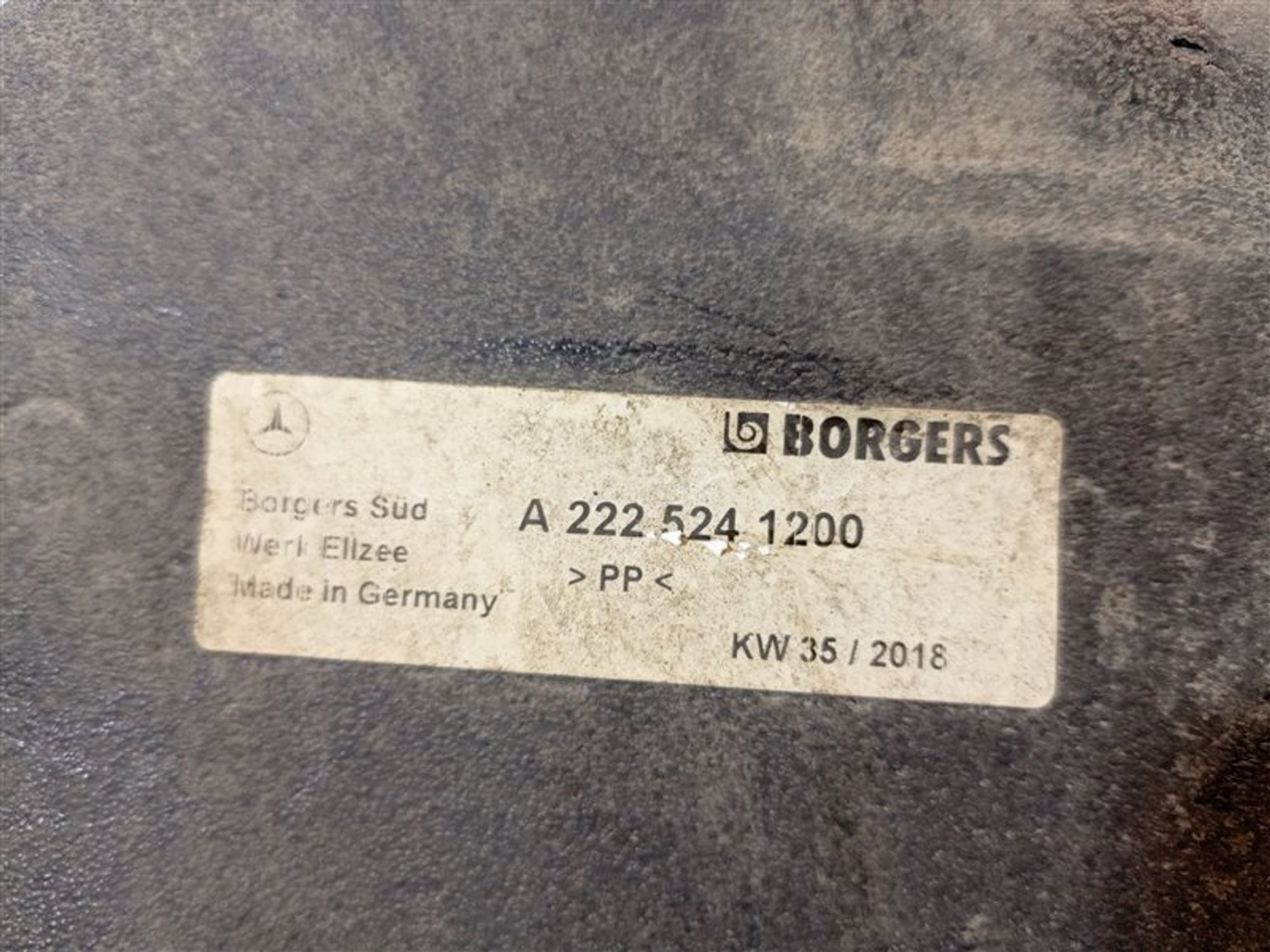 https://ycs.partsauto.market/partsauto-images/thmbs/dc0eef04b6e03176379763a38d44e994/5637c5ad7fa5df2d6a77d3311601a38b/ec055c50308271033d325272d368a18a.jpg