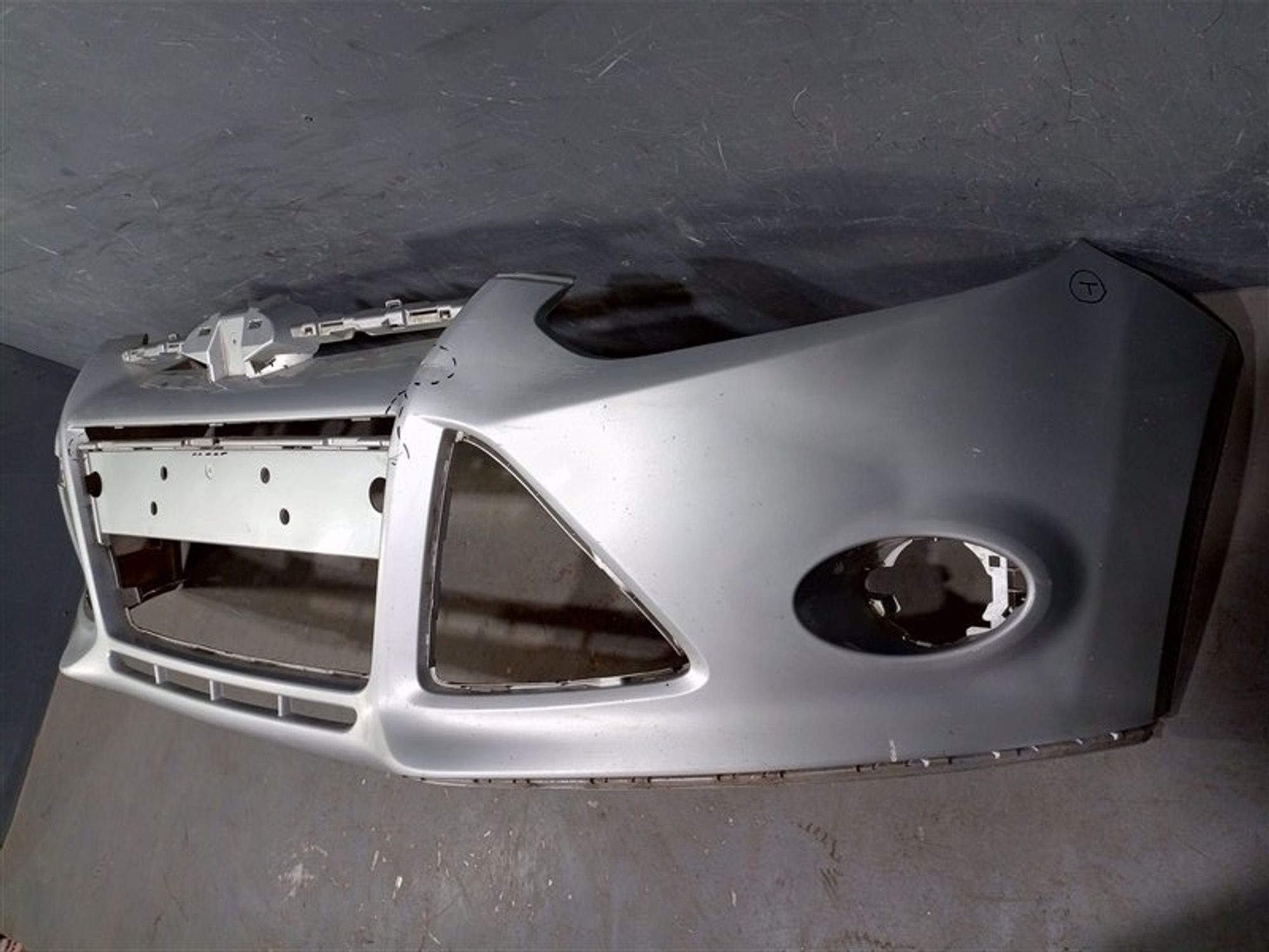 https://ycs.partsauto.market/partsauto-images/thmbs/dc0eef04b6e03176379763a38d44e994/567a4b8c40de53b9922daa1aa00be881/7005f41e3b7c0a80d7fad7916bc5ac23.jpg