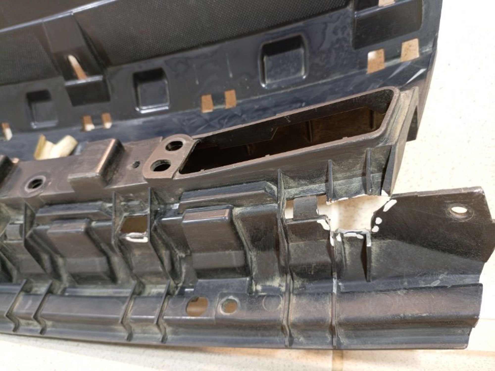 https://ycs.partsauto.market/partsauto-images/thmbs/dc0eef04b6e03176379763a38d44e994/57c474b5fa87df6a13f2c6fd1314b9bc/74206eb0a15000aea2956f3bb90a7dd6.jpg