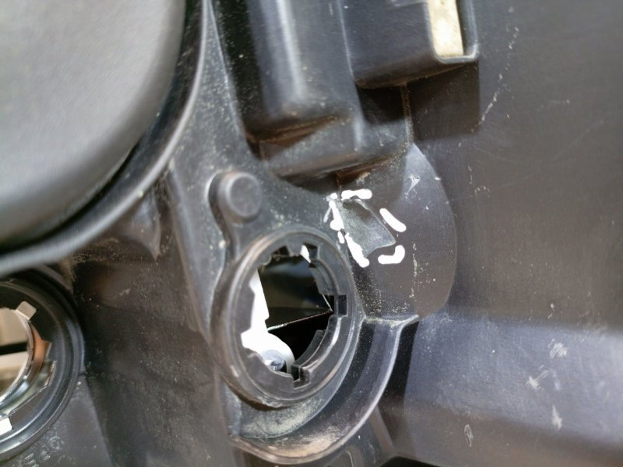 https://ycs.partsauto.market/partsauto-images/thmbs/dc0eef04b6e03176379763a38d44e994/5c006ed62618d6a646106f78323c8272/4f53e0764d1938edee9436d02e84e7dc.jpg