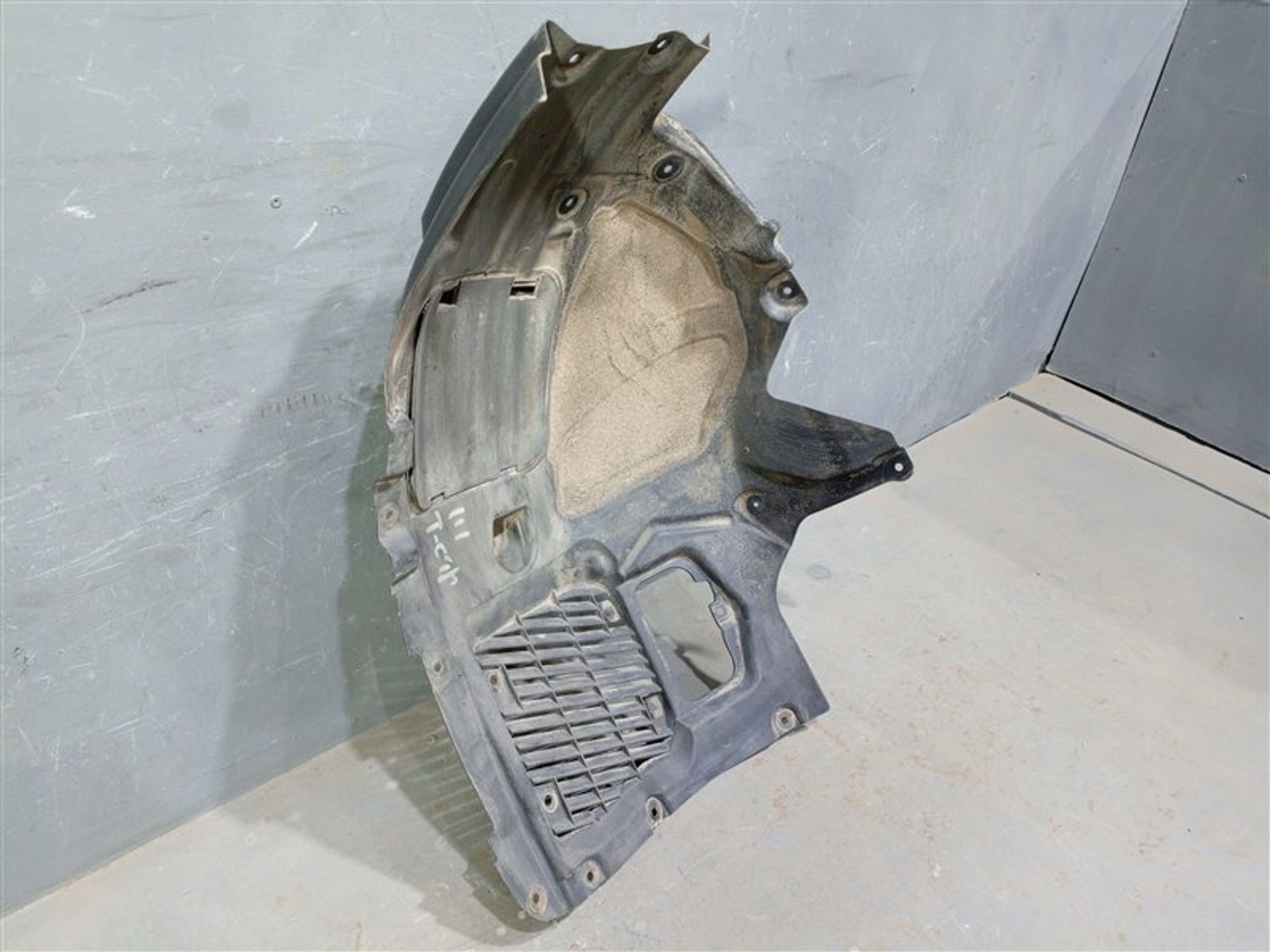 https://ycs.partsauto.market/partsauto-images/thmbs/dc0eef04b6e03176379763a38d44e994/5c8b5cd144b272b7eb2cc8319b3e3881/9eb9fc2928f328624d0d5effdaca3311.jpg