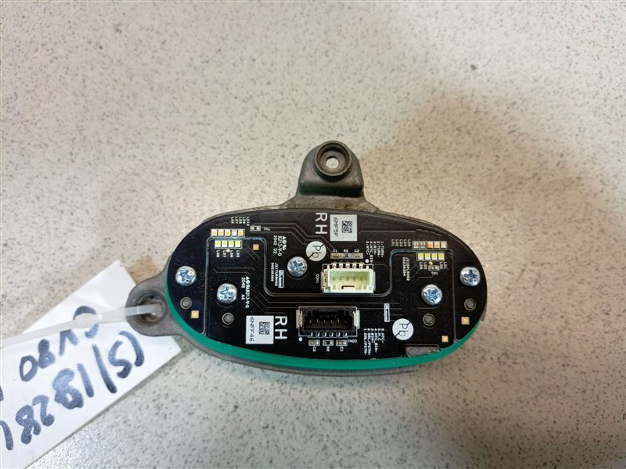 https://ycs.partsauto.market/partsauto-images/thmbs/dc0eef04b6e03176379763a38d44e994/5d5360f76260c9c5a619885050d162e1/c7ef02af8e960b4e88bf389a92ddf4fe.jpg