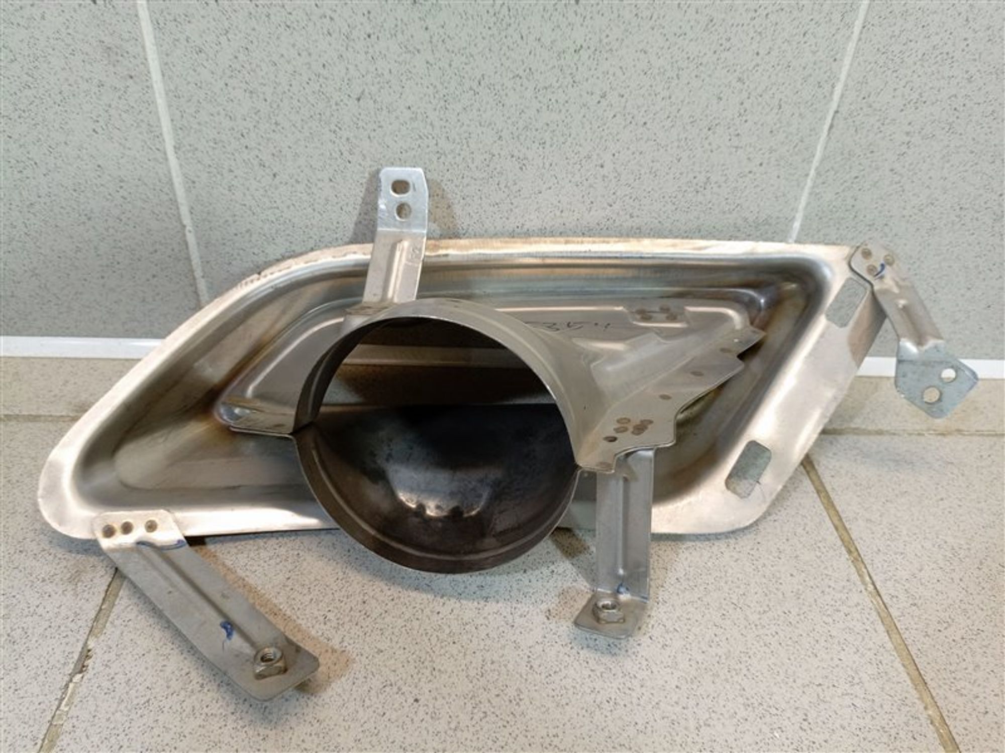 https://ycs.partsauto.market/partsauto-images/thmbs/dc0eef04b6e03176379763a38d44e994/5dc1d6da69608ff5365b38ad85422c67/7623fd3a8b87d1b103479a1bdd8734bb.jpg