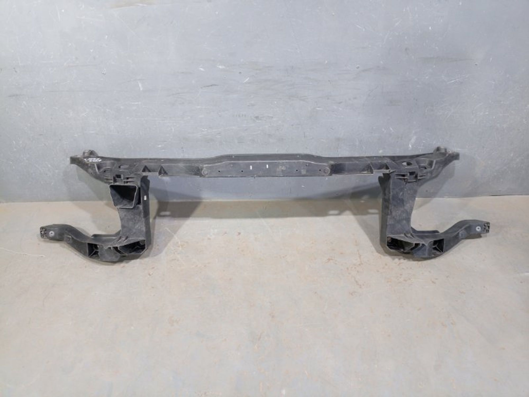 https://ycs.partsauto.market/partsauto-images/thmbs/dc0eef04b6e03176379763a38d44e994/5f916aad7a3254a70f220261e8c0be9a/330ca850c72433f28a36fefca18059ad.jpg