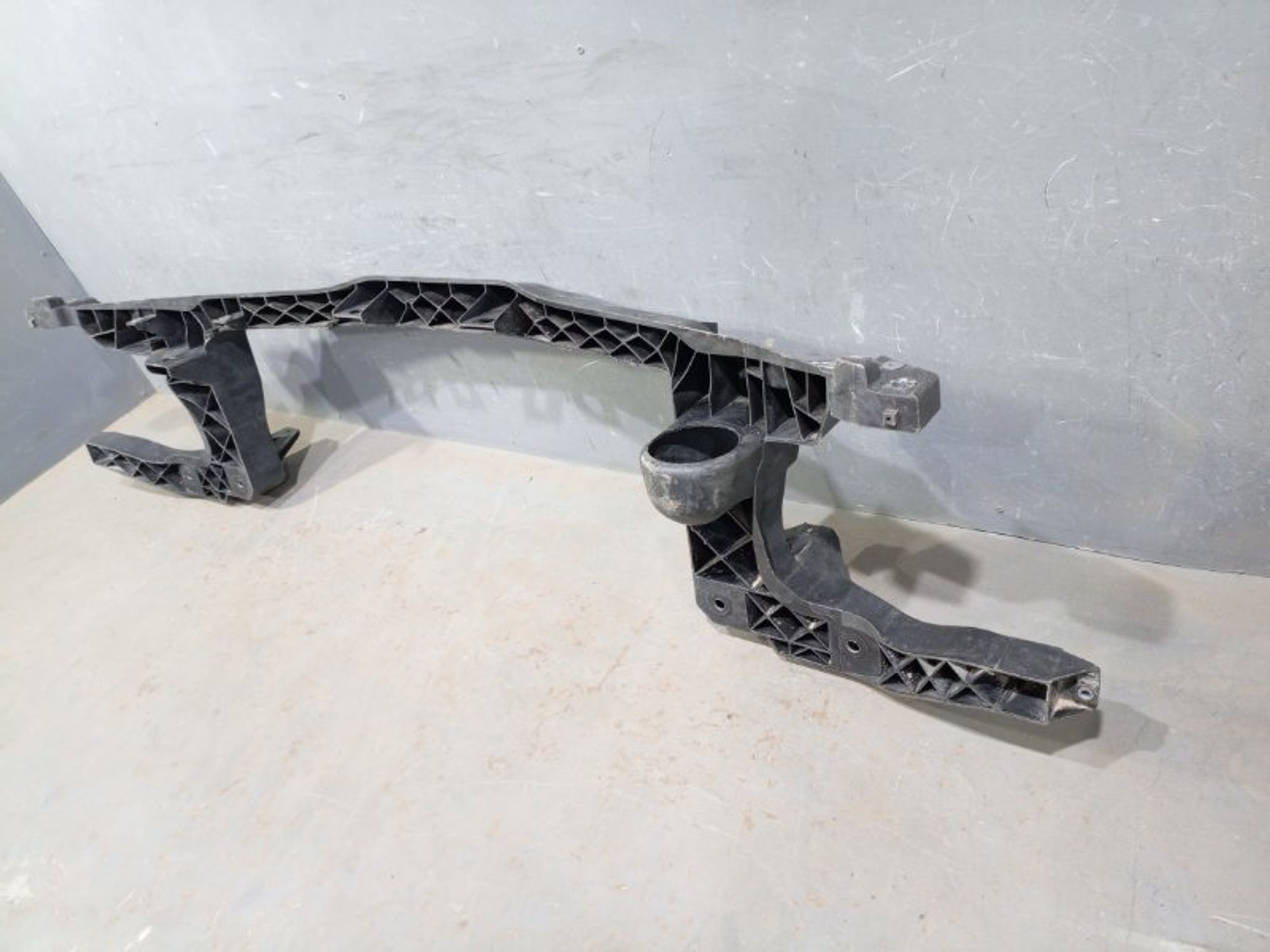https://ycs.partsauto.market/partsauto-images/thmbs/dc0eef04b6e03176379763a38d44e994/5f916aad7a3254a70f220261e8c0be9a/3ff1d29bc682dd718acb7cb8facaa0b1.jpg