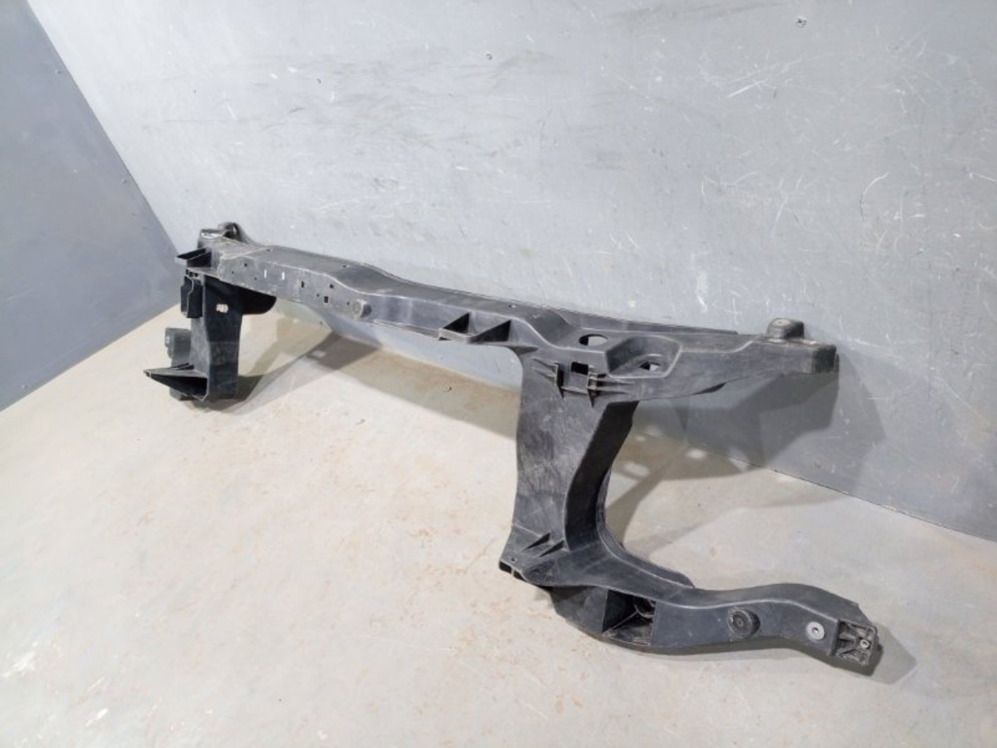 https://ycs.partsauto.market/partsauto-images/thmbs/dc0eef04b6e03176379763a38d44e994/5f916aad7a3254a70f220261e8c0be9a/e7475753381e9d51dd5096a4cc9fe14a.jpg