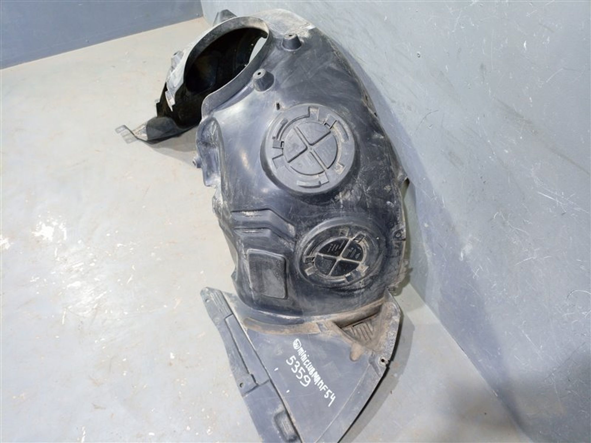 https://ycs.partsauto.market/partsauto-images/thmbs/dc0eef04b6e03176379763a38d44e994/616a10939606dab1332d8c5de87e1872/663f578b04c95f64e99367e2abd2be7b.jpg