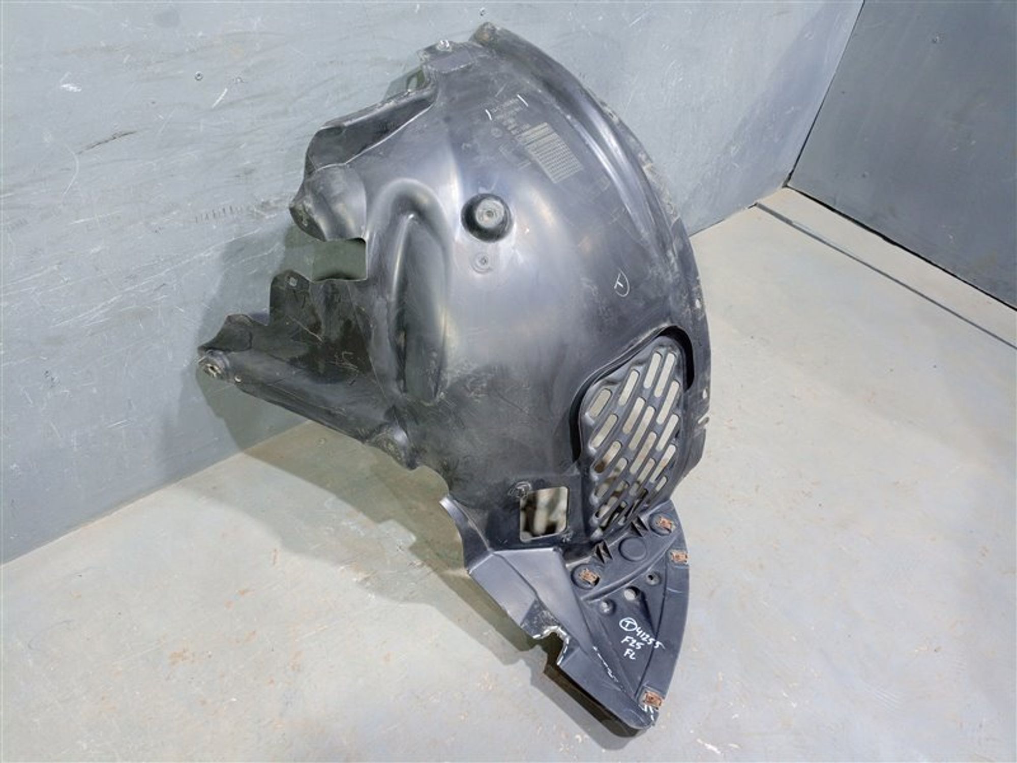 https://ycs.partsauto.market/partsauto-images/thmbs/dc0eef04b6e03176379763a38d44e994/62560f75dd741f9a34e31a112902605f/5821108059c6d83af8ffb88fc6201f7e.jpg