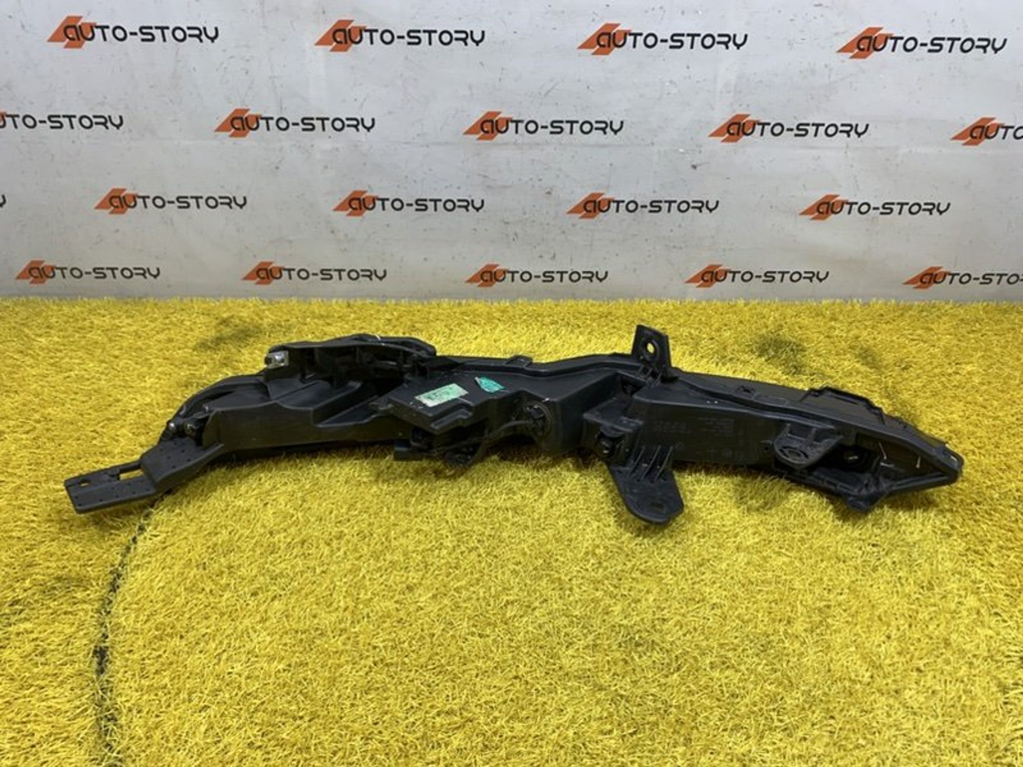 https://ycs.partsauto.market/partsauto-images/thmbs/dc0eef04b6e03176379763a38d44e994/62ef14160165991d7c2c0d50865888ea/75e4ea813d4a2a26b33fad554279176b.jpg