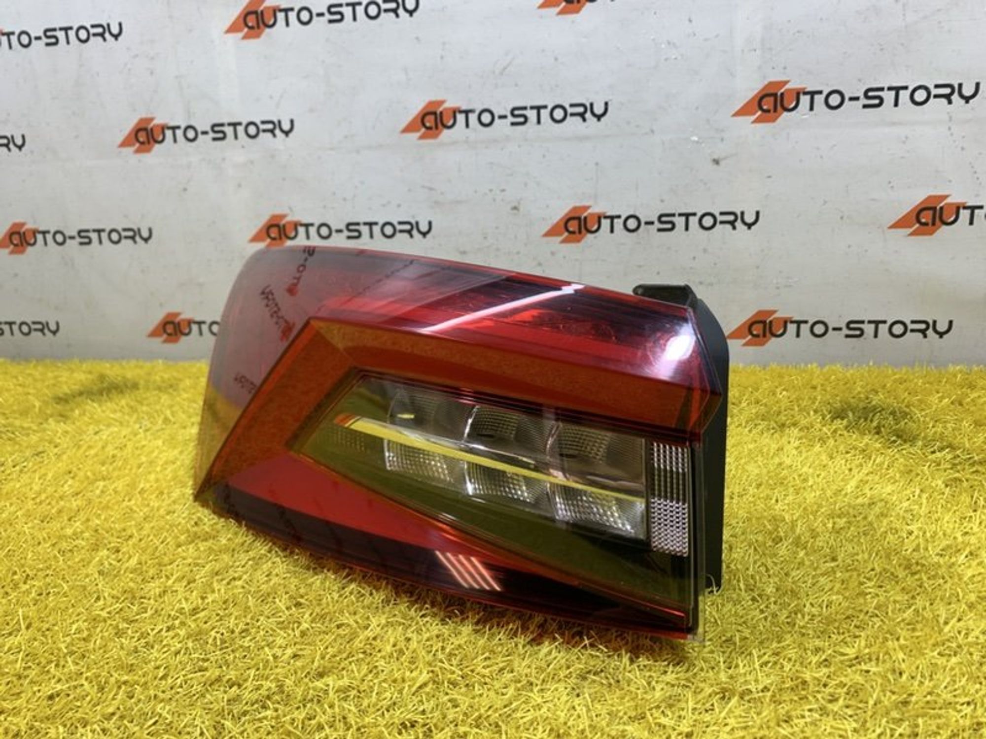 https://ycs.partsauto.market/partsauto-images/thmbs/dc0eef04b6e03176379763a38d44e994/63d8b5724fd2986e12b27323af30b7c5/0e3137c6568e95ee2f20846a75059e7e.jpg