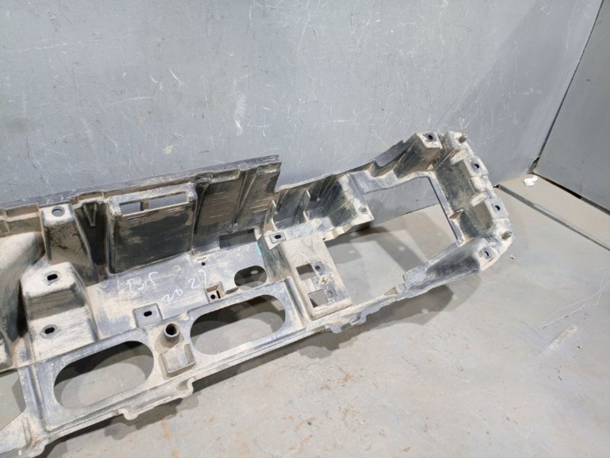 https://ycs.partsauto.market/partsauto-images/thmbs/dc0eef04b6e03176379763a38d44e994/65dae3f3542b55bac98b191be5e2a019/54e9a6e31d7a1cda7556dac74bdf260a.jpg