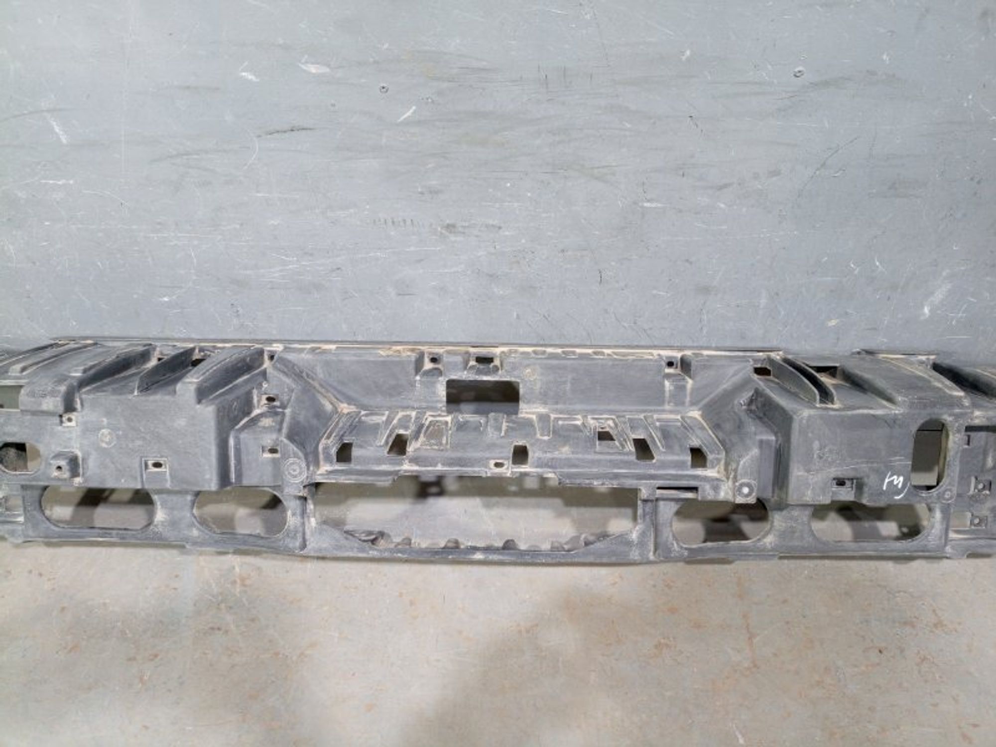 https://ycs.partsauto.market/partsauto-images/thmbs/dc0eef04b6e03176379763a38d44e994/65dae3f3542b55bac98b191be5e2a019/638817f8e42a81575e1bdd7f2c7aa88b.jpg