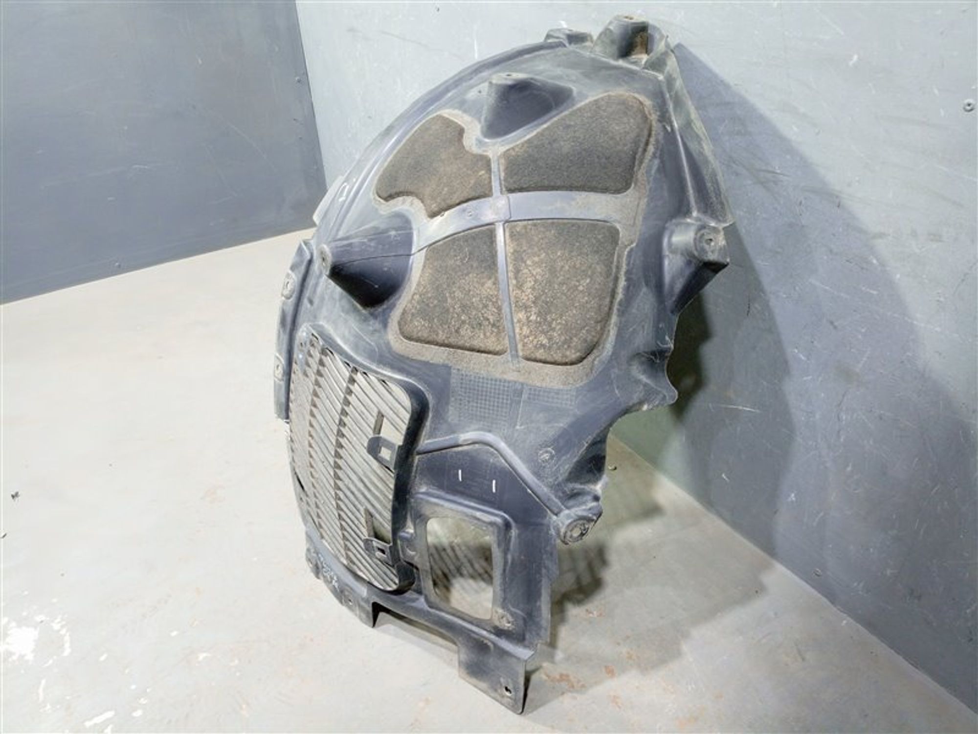 https://ycs.partsauto.market/partsauto-images/thmbs/dc0eef04b6e03176379763a38d44e994/663c38027053ac29431b837a7876bc49/b1a733590d1571853695f7a6f6e3e651.jpg
