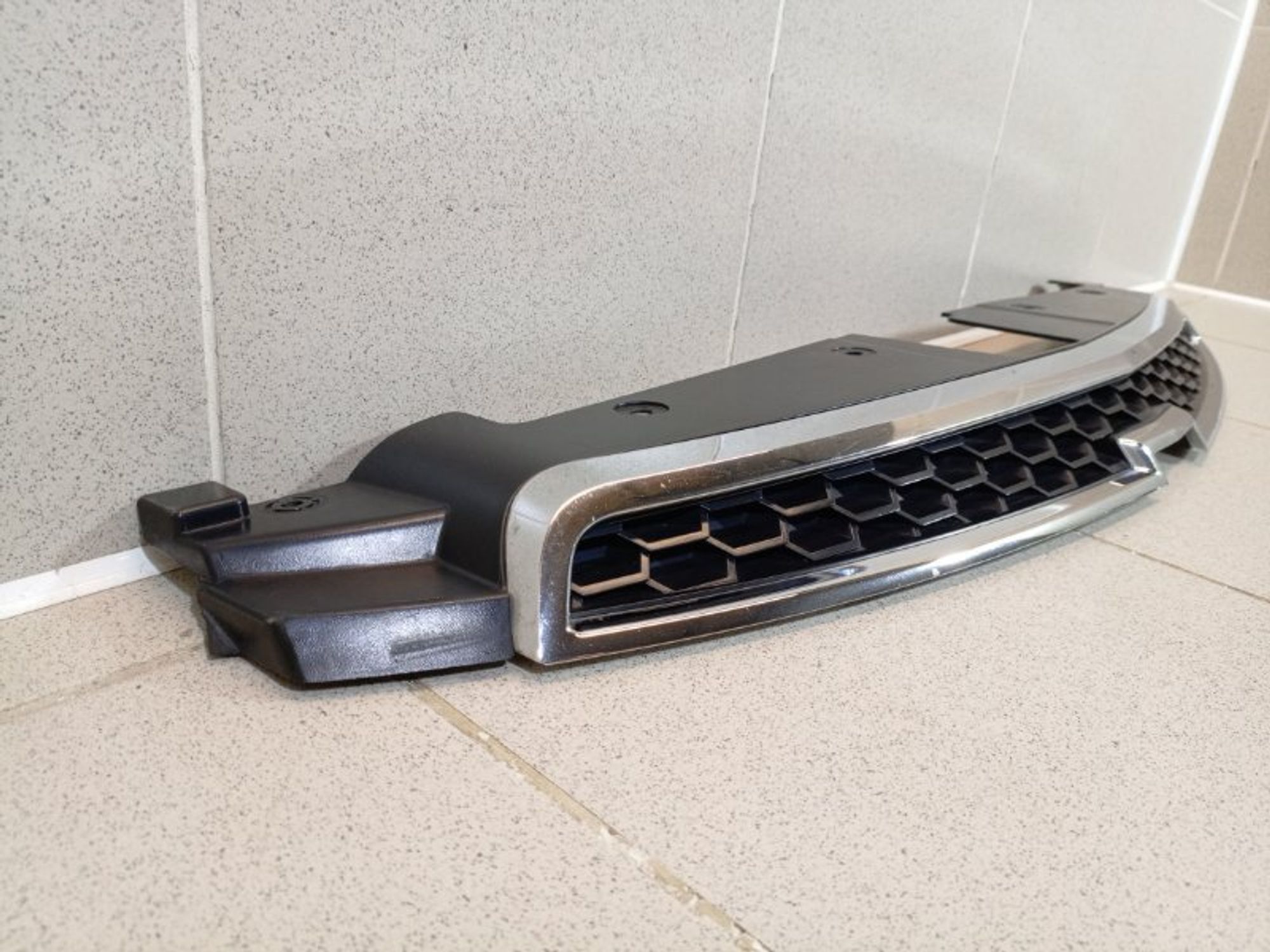 https://ycs.partsauto.market/partsauto-images/thmbs/dc0eef04b6e03176379763a38d44e994/66d10edea9684c1d26d9461cff97a58f/d99937e1ba320d2e04c5baf65c4abed4.jpg