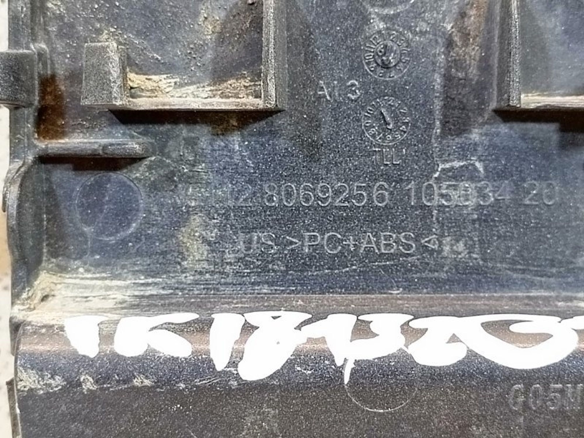 https://ycs.partsauto.market/partsauto-images/thmbs/dc0eef04b6e03176379763a38d44e994/6bc026fc9f1ae21398a9fd70e0583b0b/ecc9caf04510d2866096a526621c5eae.jpg