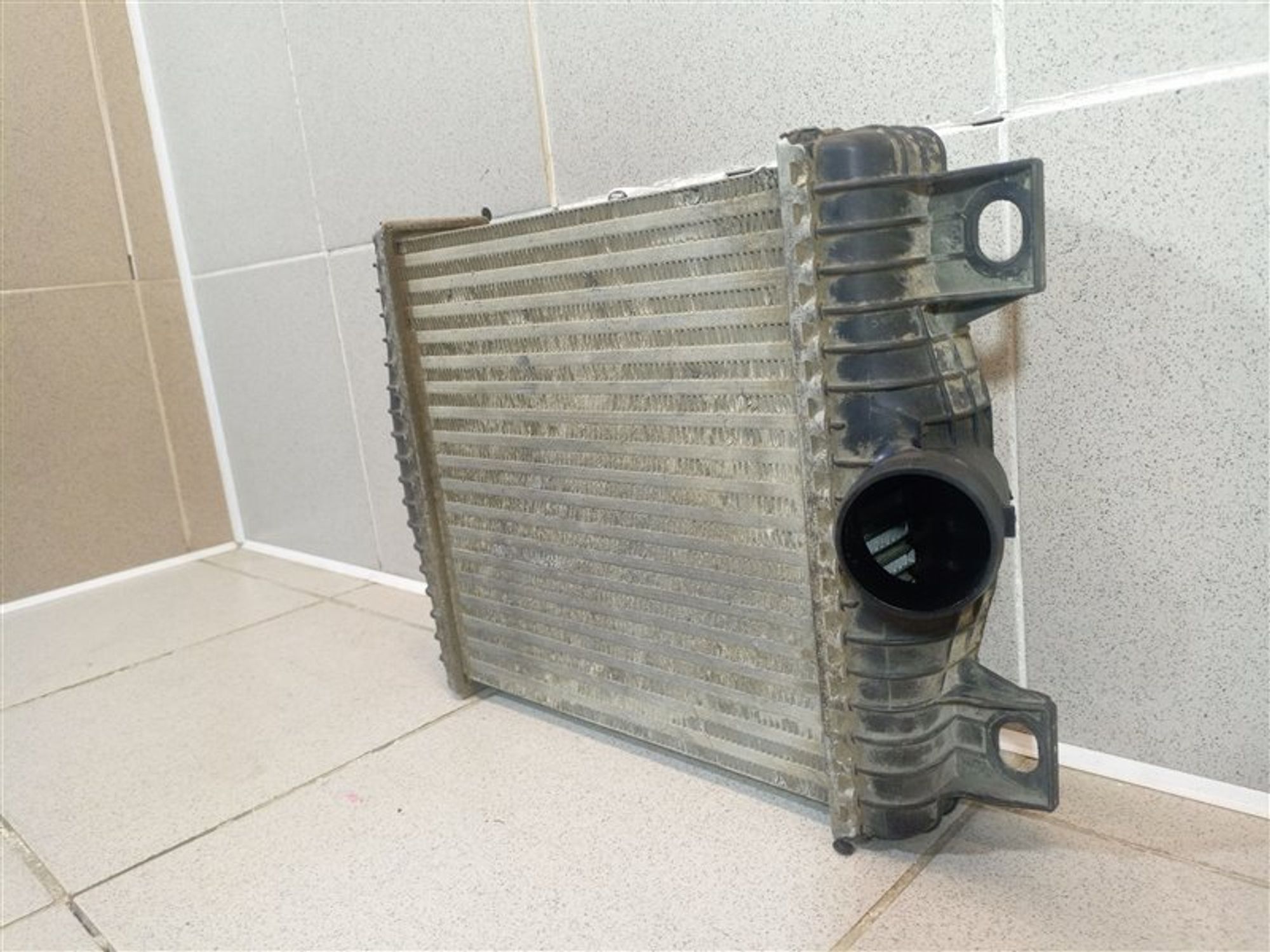 https://ycs.partsauto.market/partsauto-images/thmbs/dc0eef04b6e03176379763a38d44e994/700845d61be368dcbda01910dcf26d8b/76a5a3867c85d042da85092a5a4a45af.jpg