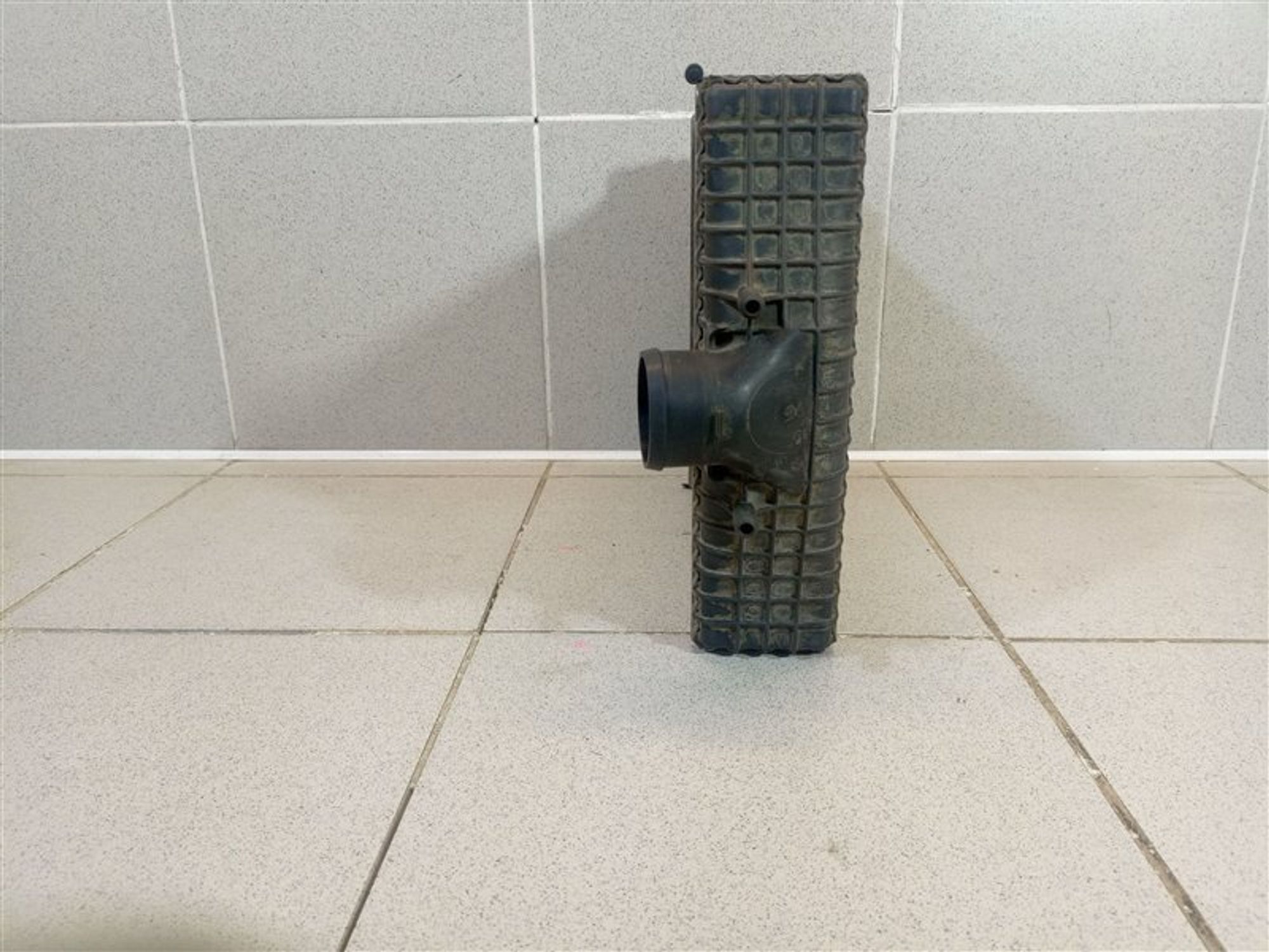 https://ycs.partsauto.market/partsauto-images/thmbs/dc0eef04b6e03176379763a38d44e994/700845d61be368dcbda01910dcf26d8b/c1b9dfaf0550d471b3d67baba85d58cd.jpg