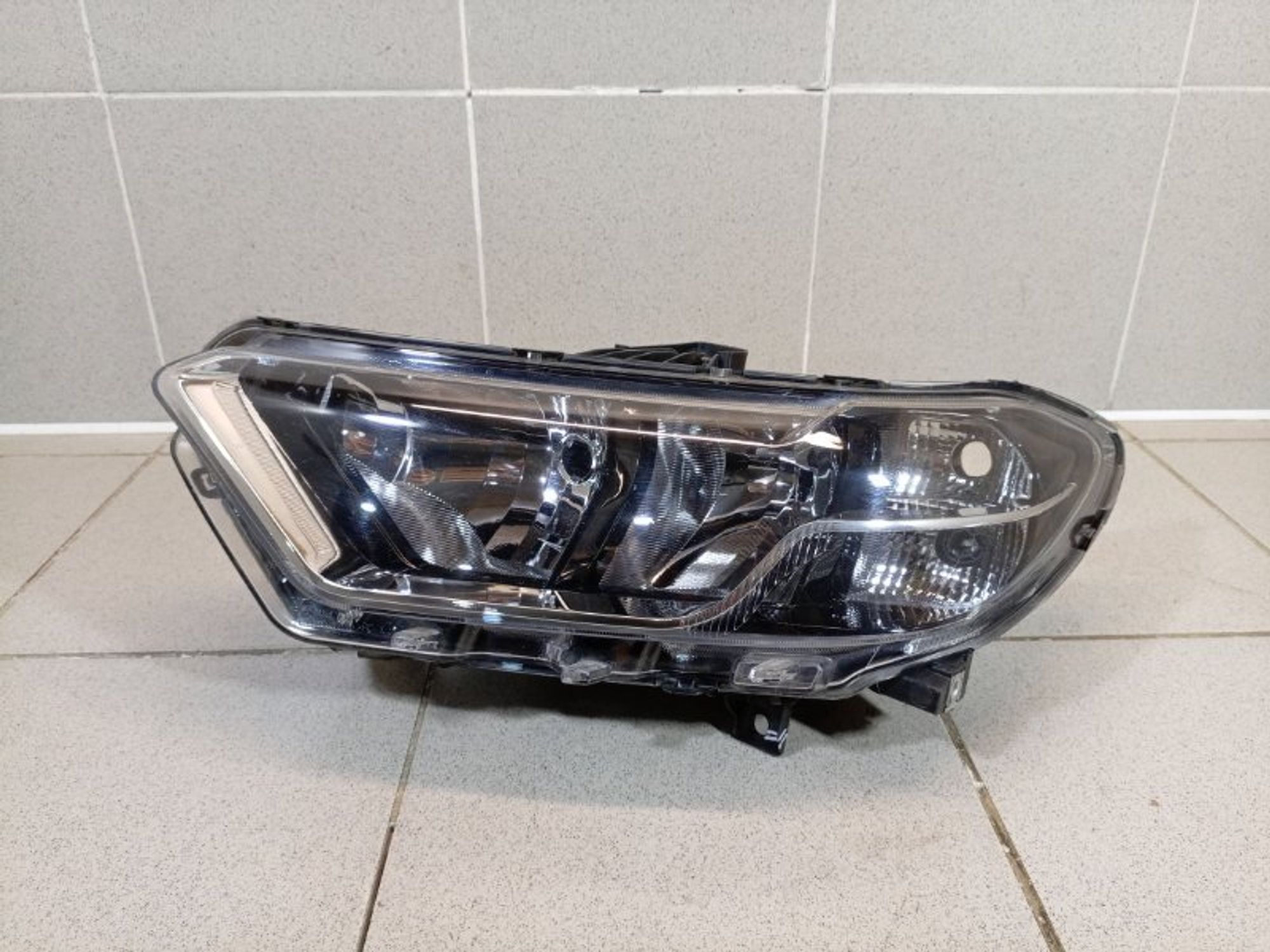 https://ycs.partsauto.market/partsauto-images/thmbs/dc0eef04b6e03176379763a38d44e994/71783bfb18623d11153f0b114700d722/c116e9081f0df1a46943ac3537d70f79.jpg