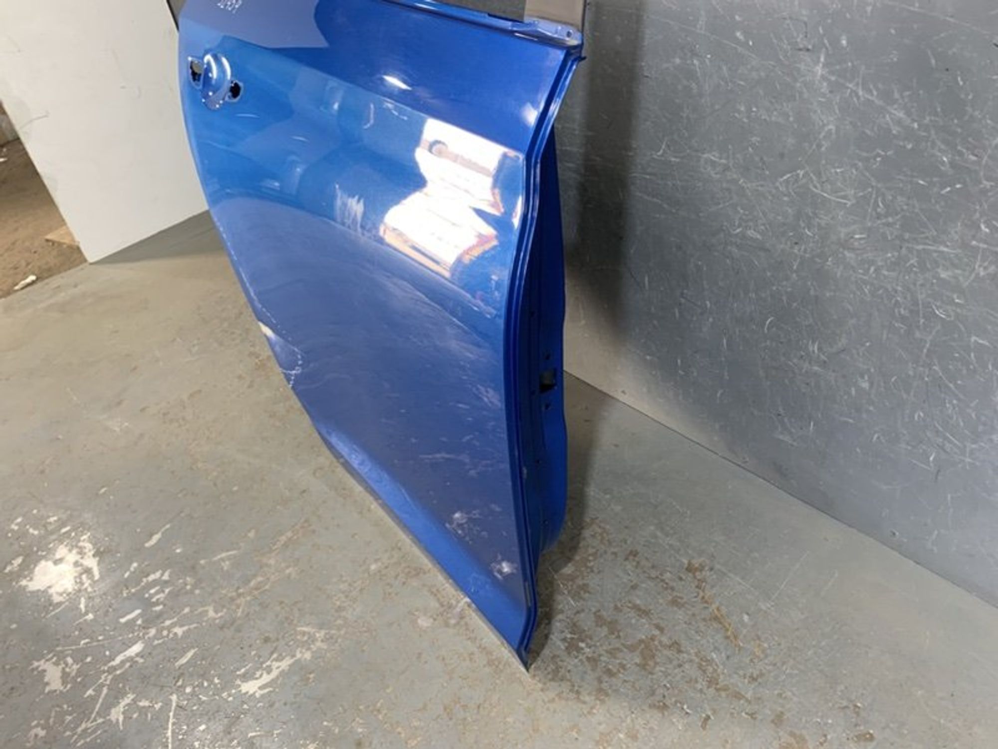 https://ycs.partsauto.market/partsauto-images/thmbs/dc0eef04b6e03176379763a38d44e994/75abd0901be2b37c691e706da6b60d4a/addac840c4b6e6b4fc8d28fda70e4c00.jpg