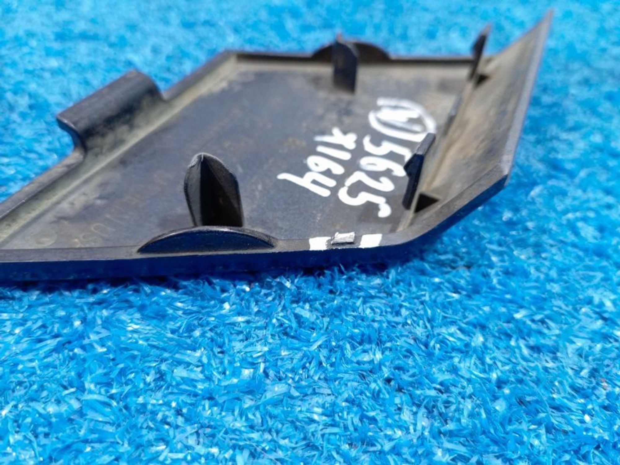 https://ycs.partsauto.market/partsauto-images/thmbs/dc0eef04b6e03176379763a38d44e994/75be95b113deda9979473775e4f19edf/1d53fc8732b4c3b9531278967b56ea59.jpg