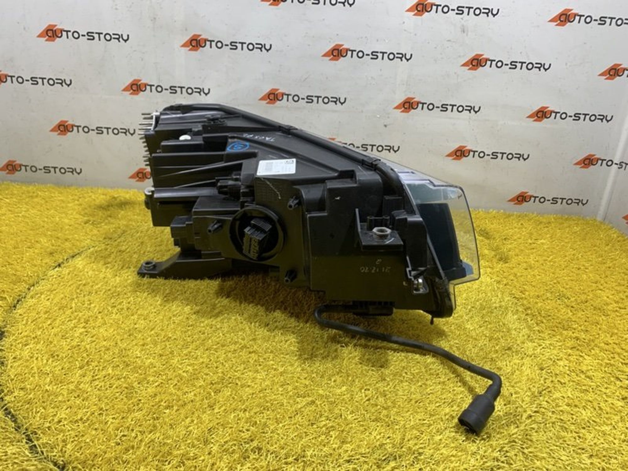 https://ycs.partsauto.market/partsauto-images/thmbs/dc0eef04b6e03176379763a38d44e994/79f543913d645549143e6ceb45a4140a/70746f3c2befb15dd8414eb89364729b.jpg