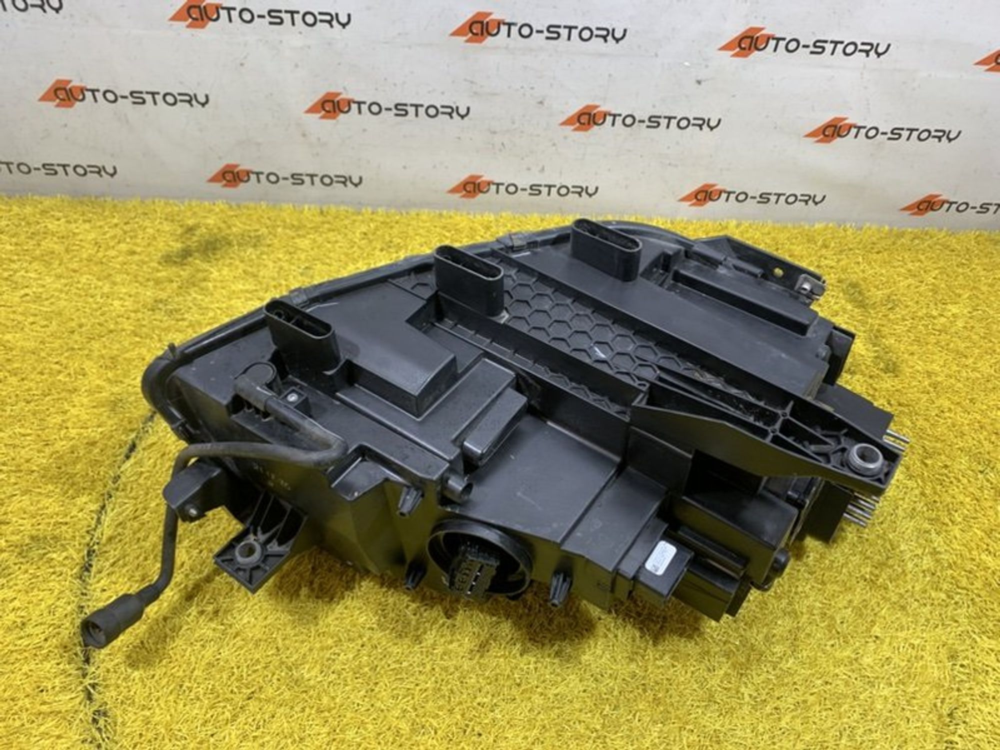 https://ycs.partsauto.market/partsauto-images/thmbs/dc0eef04b6e03176379763a38d44e994/79f543913d645549143e6ceb45a4140a/959c363ec5f5c5c632034bfcd77e21ee.jpg