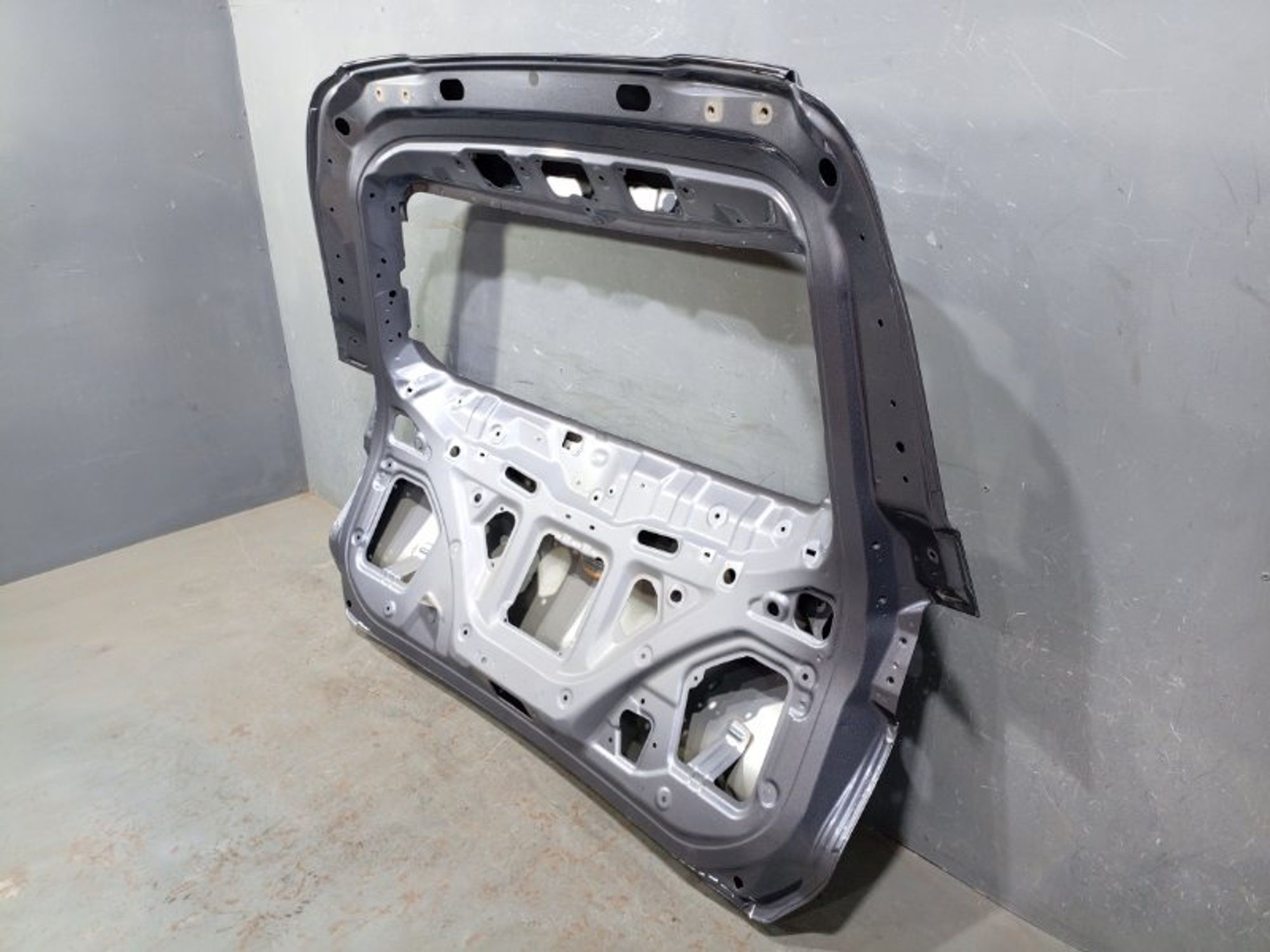 https://ycs.partsauto.market/partsauto-images/thmbs/dc0eef04b6e03176379763a38d44e994/7a254a333688ae793fb981a75da9208c/b521110ff0c18d49fc50928ffd9d3ea5.jpg